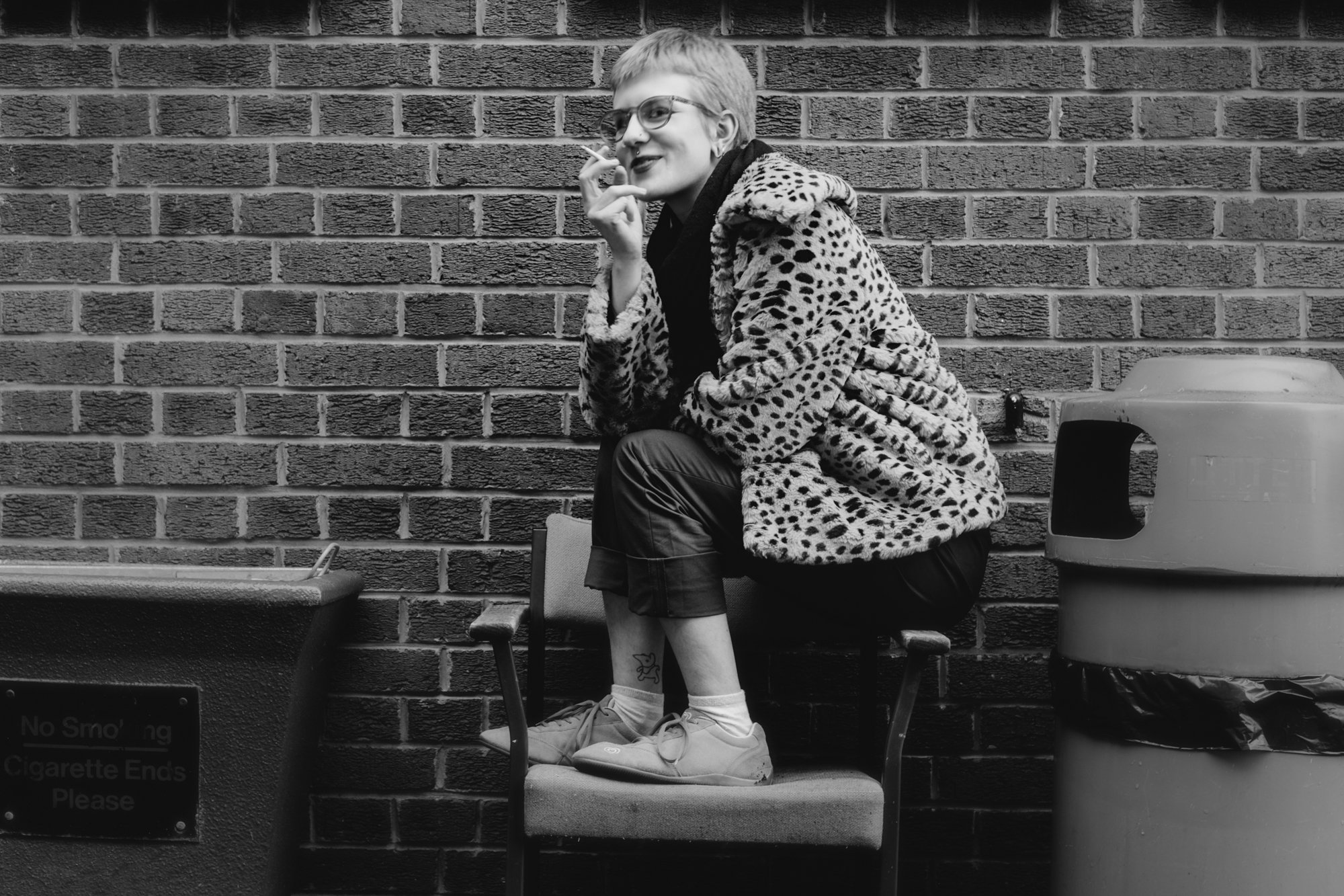 oliverStephen_smokingChair_0003.jpg