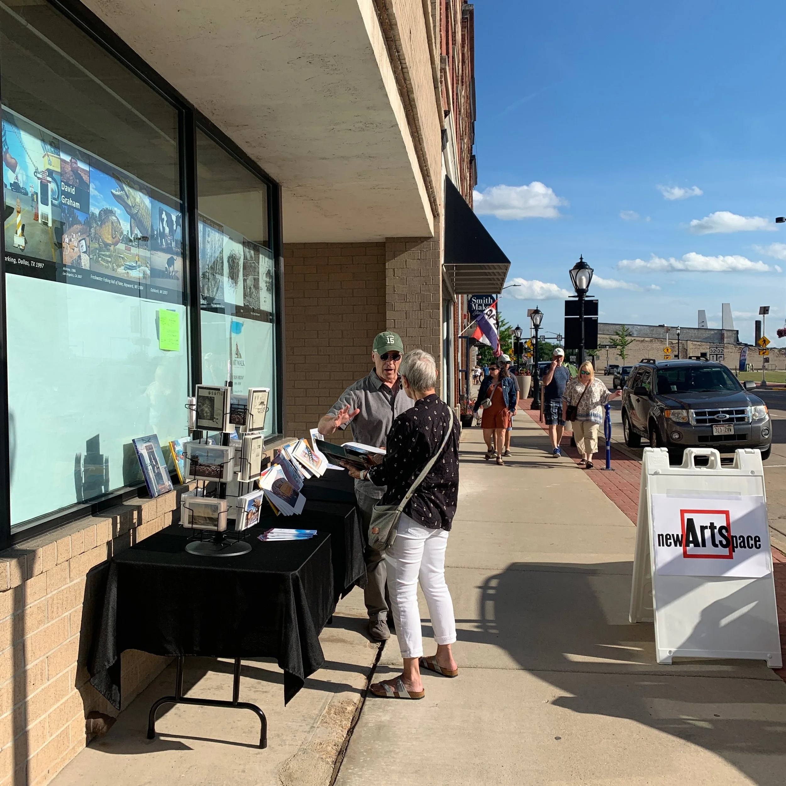 Definitely De Pere Art Walk