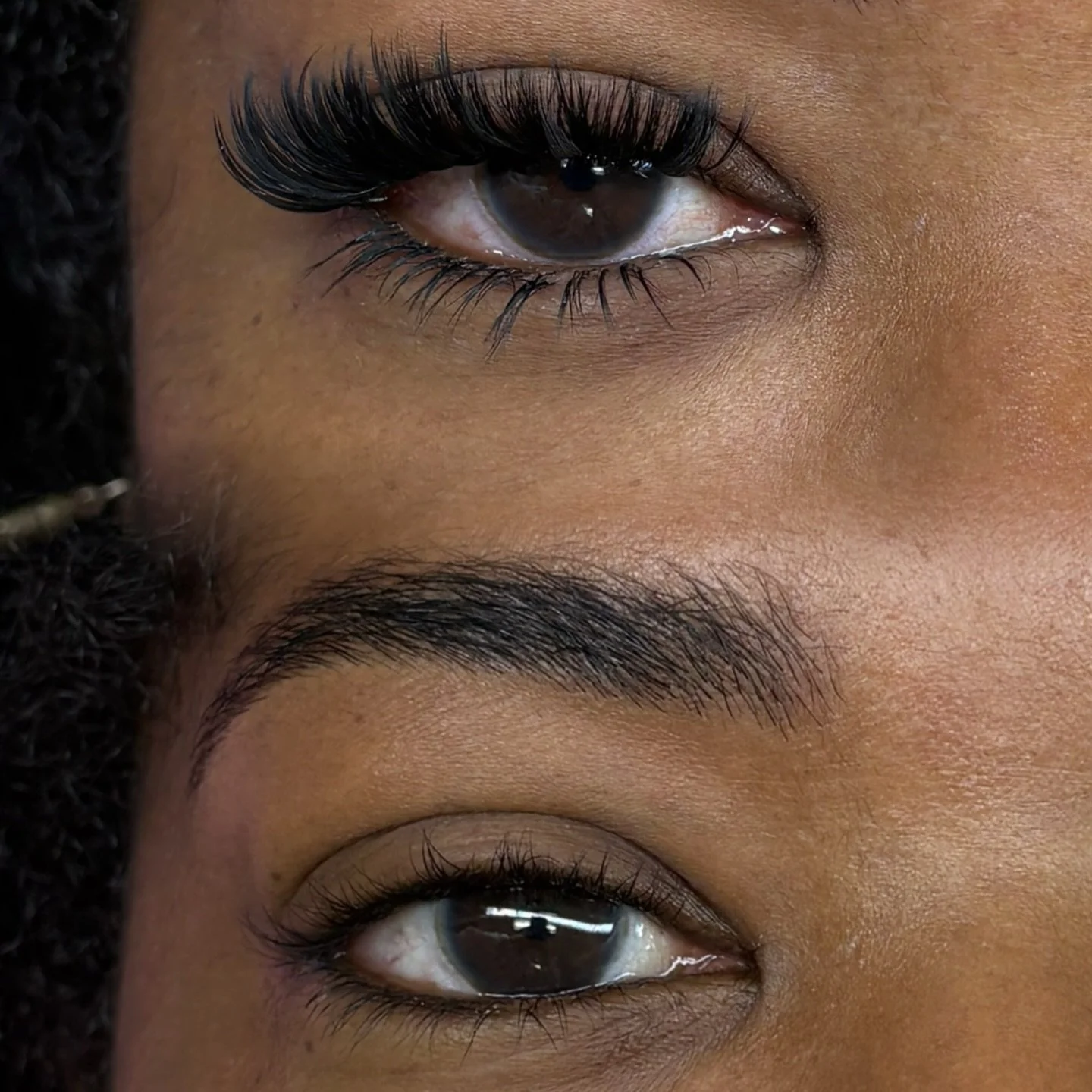 Bottom lashes are my current obsession 🤤

Add bottom lashes to your next lash set/fill
Option will be shown at checkout 🩵 

I can&rsquo;t wait to sleigh your lashes this holiday Szn! 🛷🎅🏽🎄

Booking link in bio!!🫶

Using: @raritylashsupplies 

S