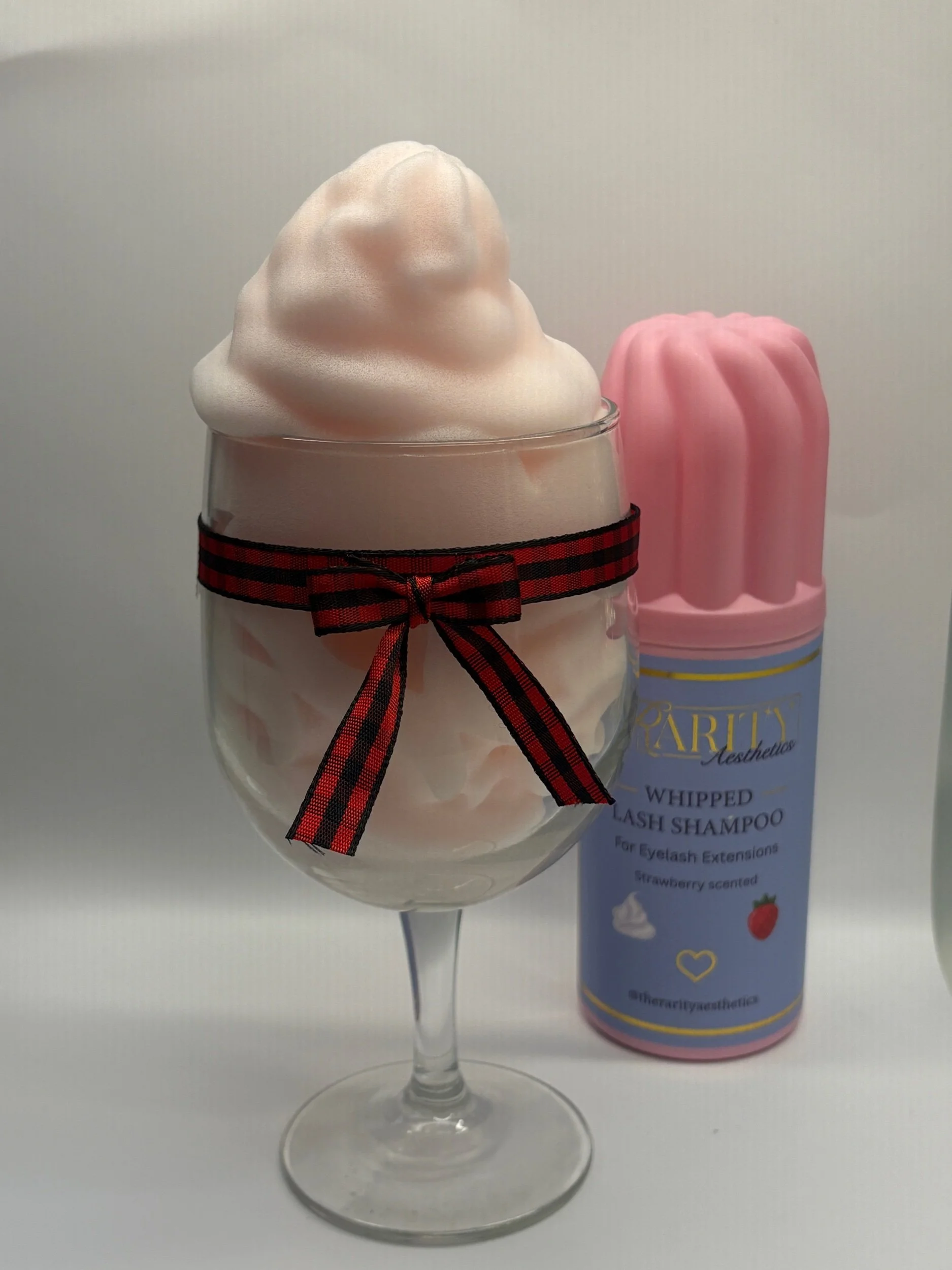 Whipped cream lash shampoo