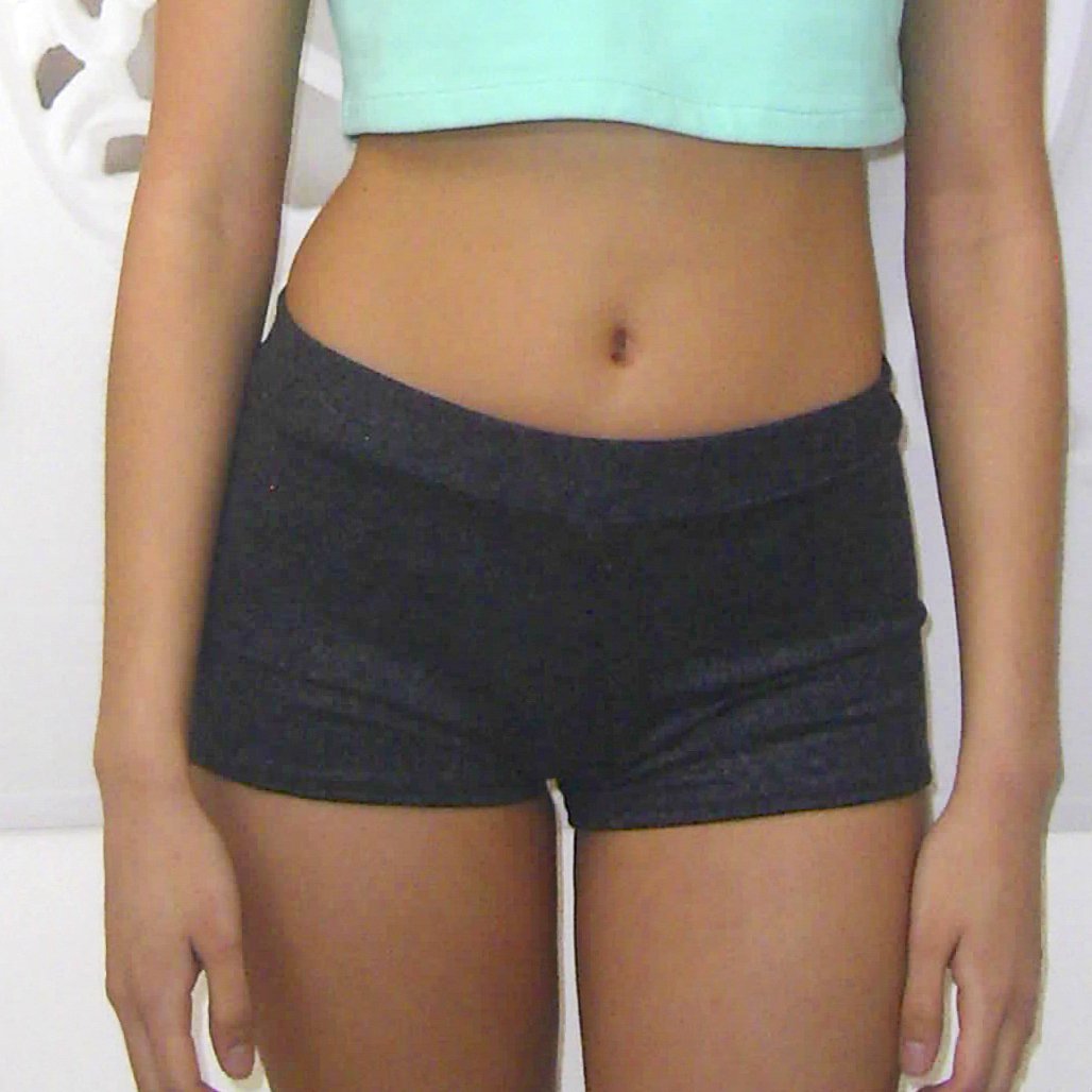 ANG KIRIAKOS Grey Short Short