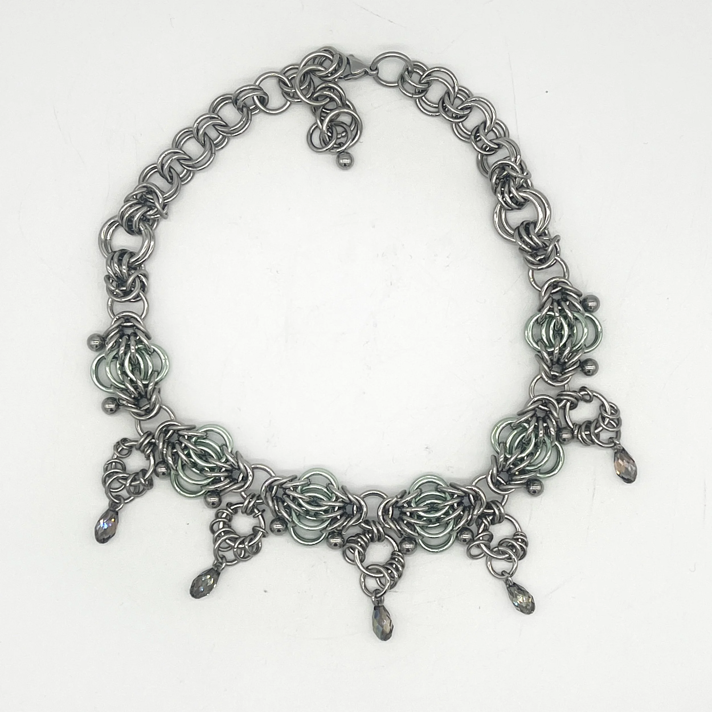 SWORDHEARTED Green Crystal Dewdrop Necklace