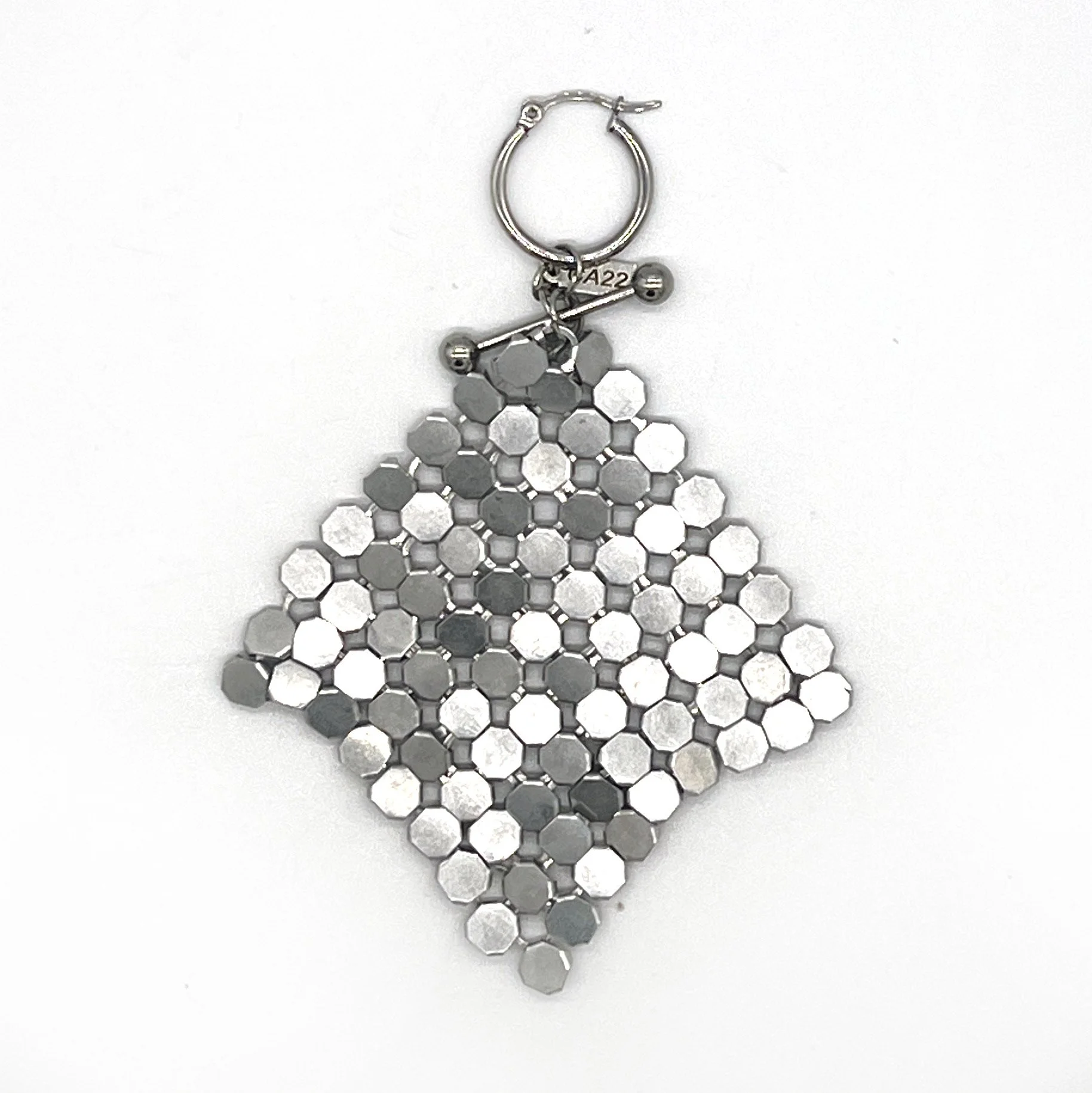 CA22 Maille Earring
