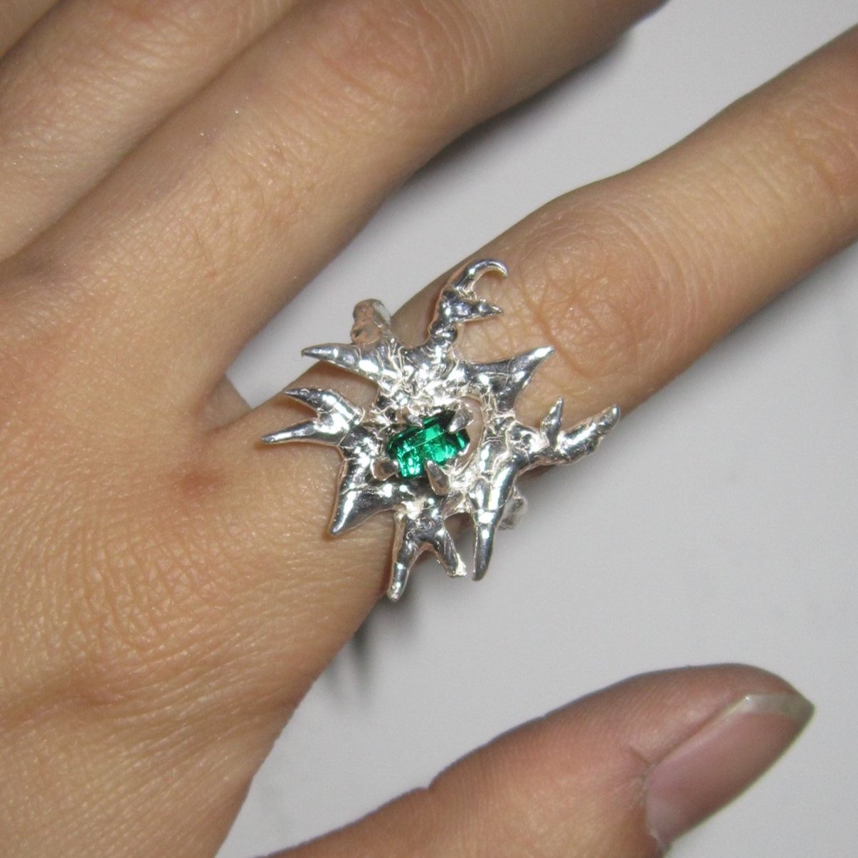 esme+ring+try+on+1.jpg