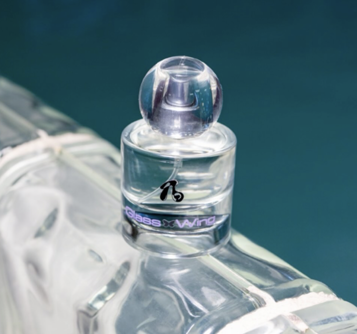 RIVERBERO Glass Wing Eau de Parfum