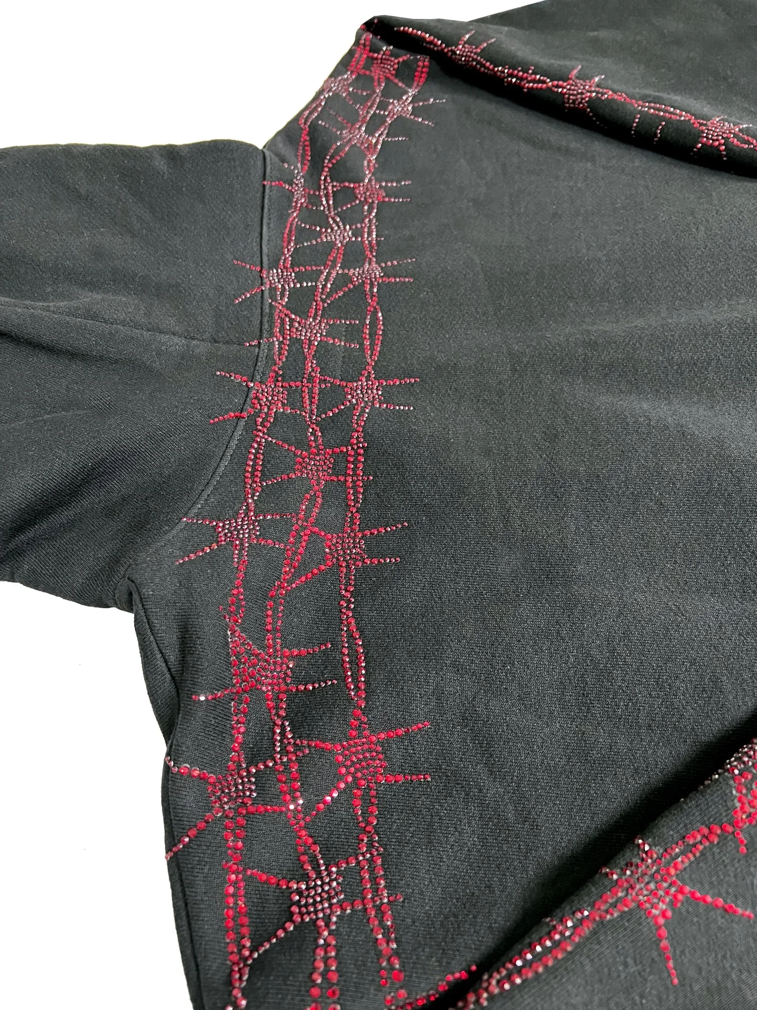 BARB+WIRE+CRYSTAL+ZIP+UP+DETAIL.jpg.webp
