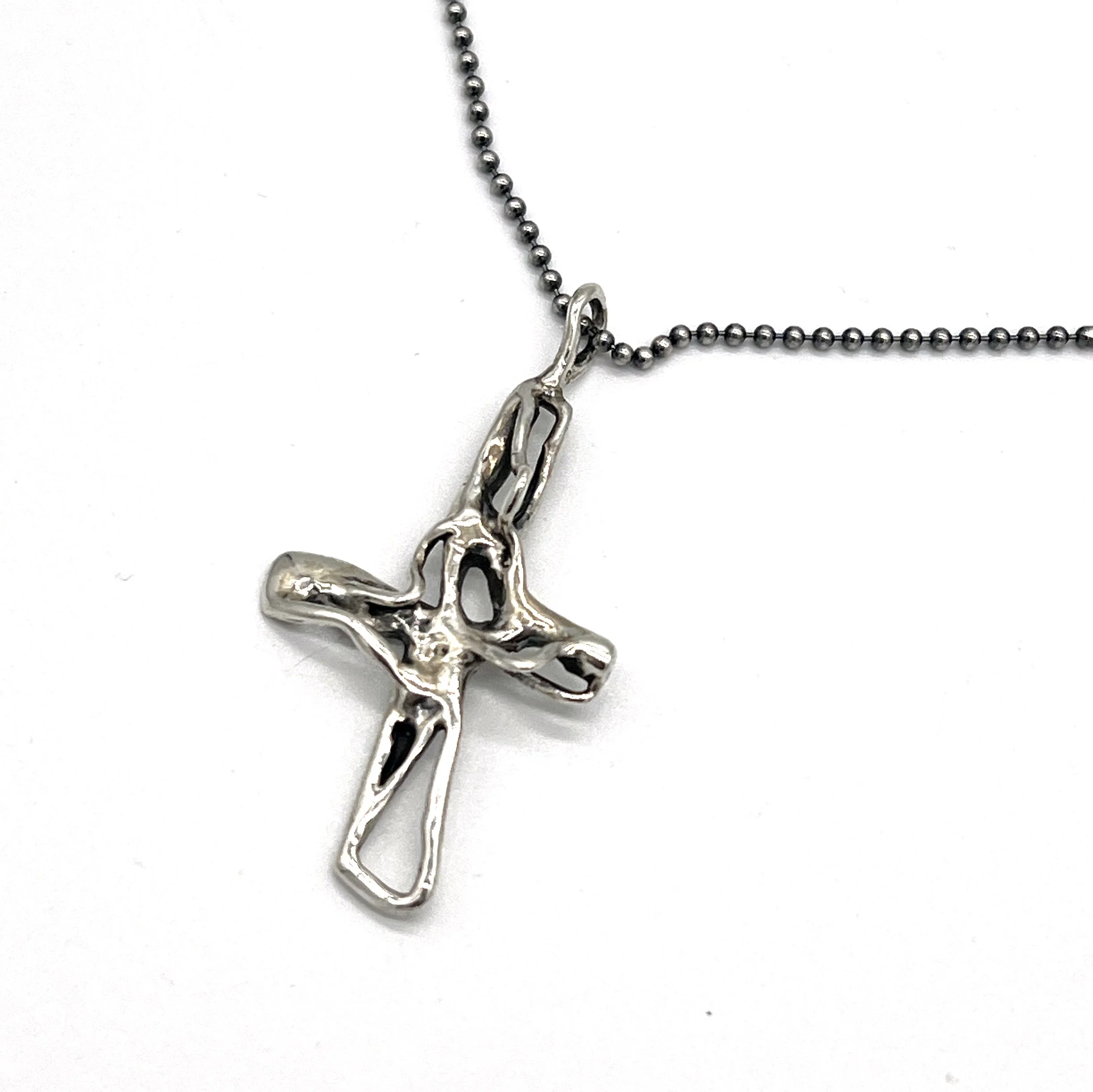 T.TANG Fluid Cross Ball Chain