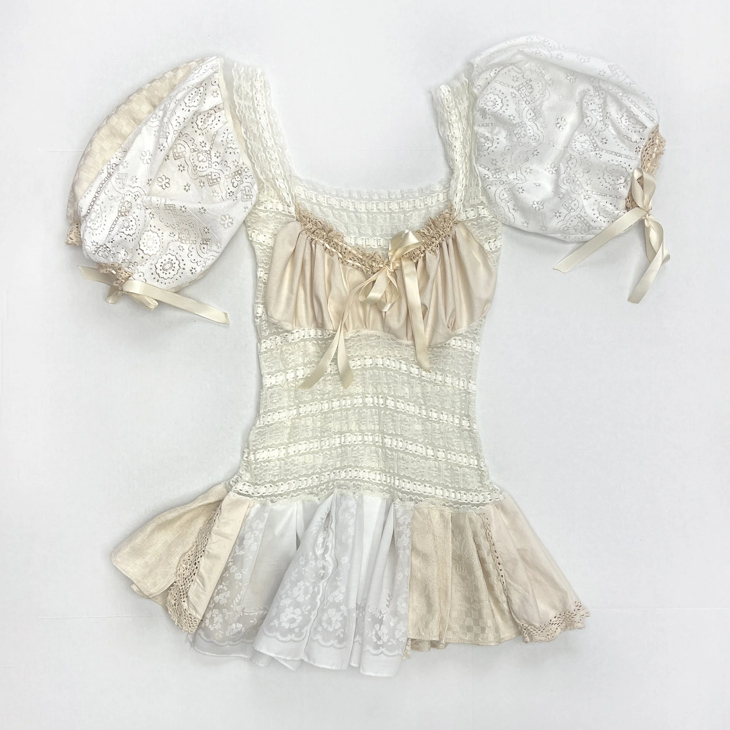 IIDKKKKKKK Lace Mini Dress