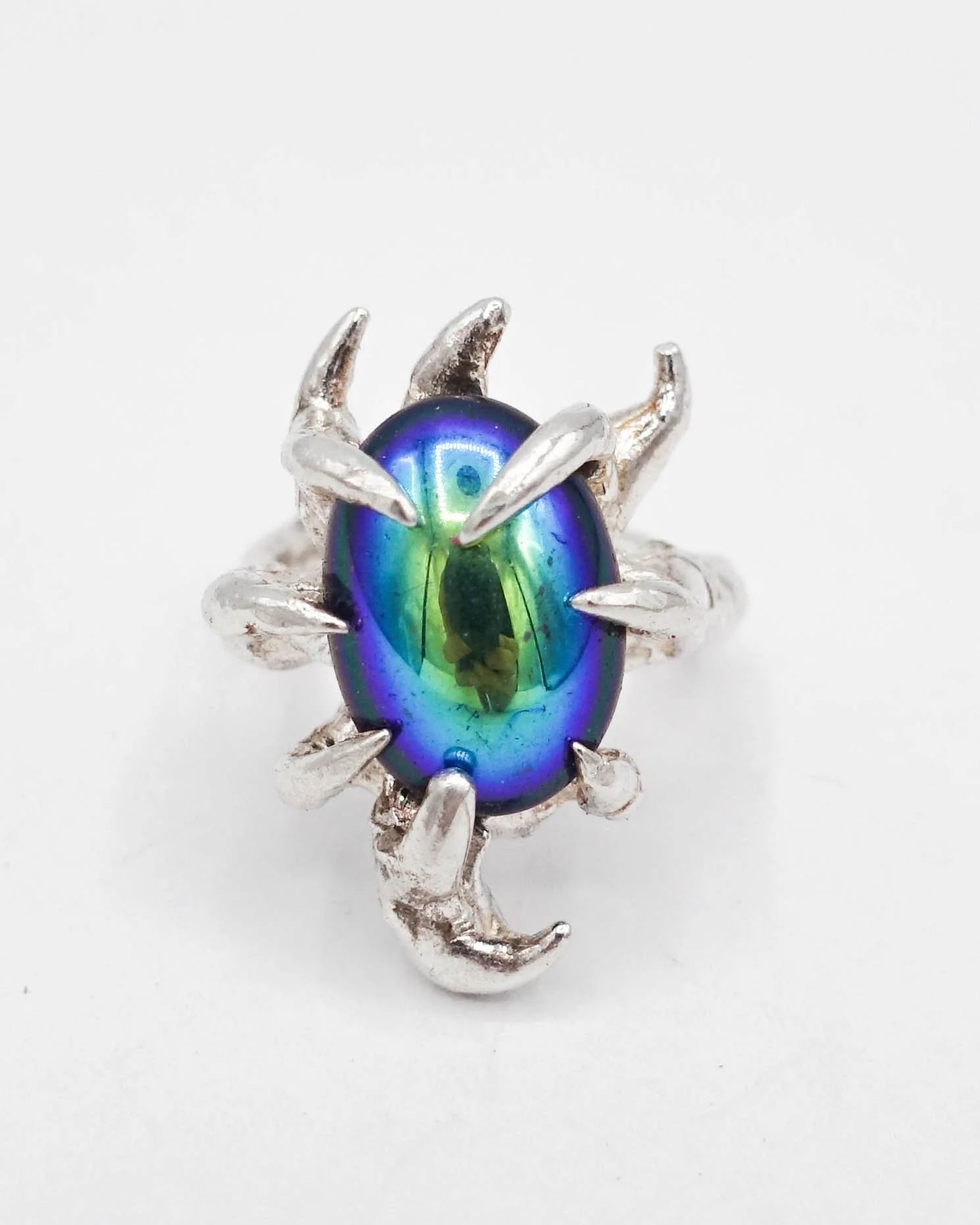 HARLOT HANDS Beetle Ring
