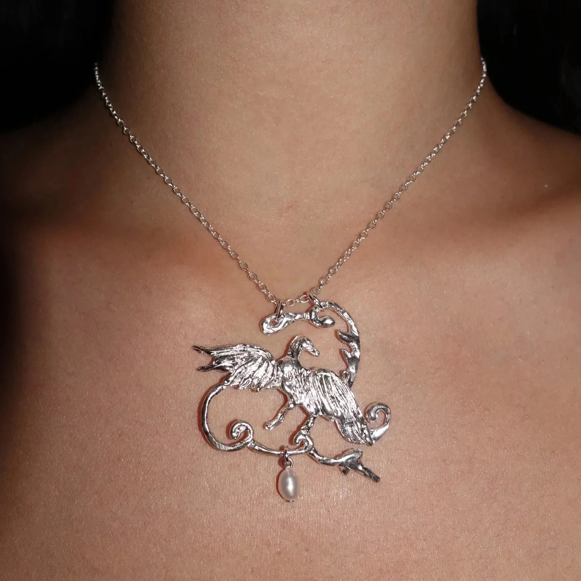 HARLOT HANDS Harpy Pendant