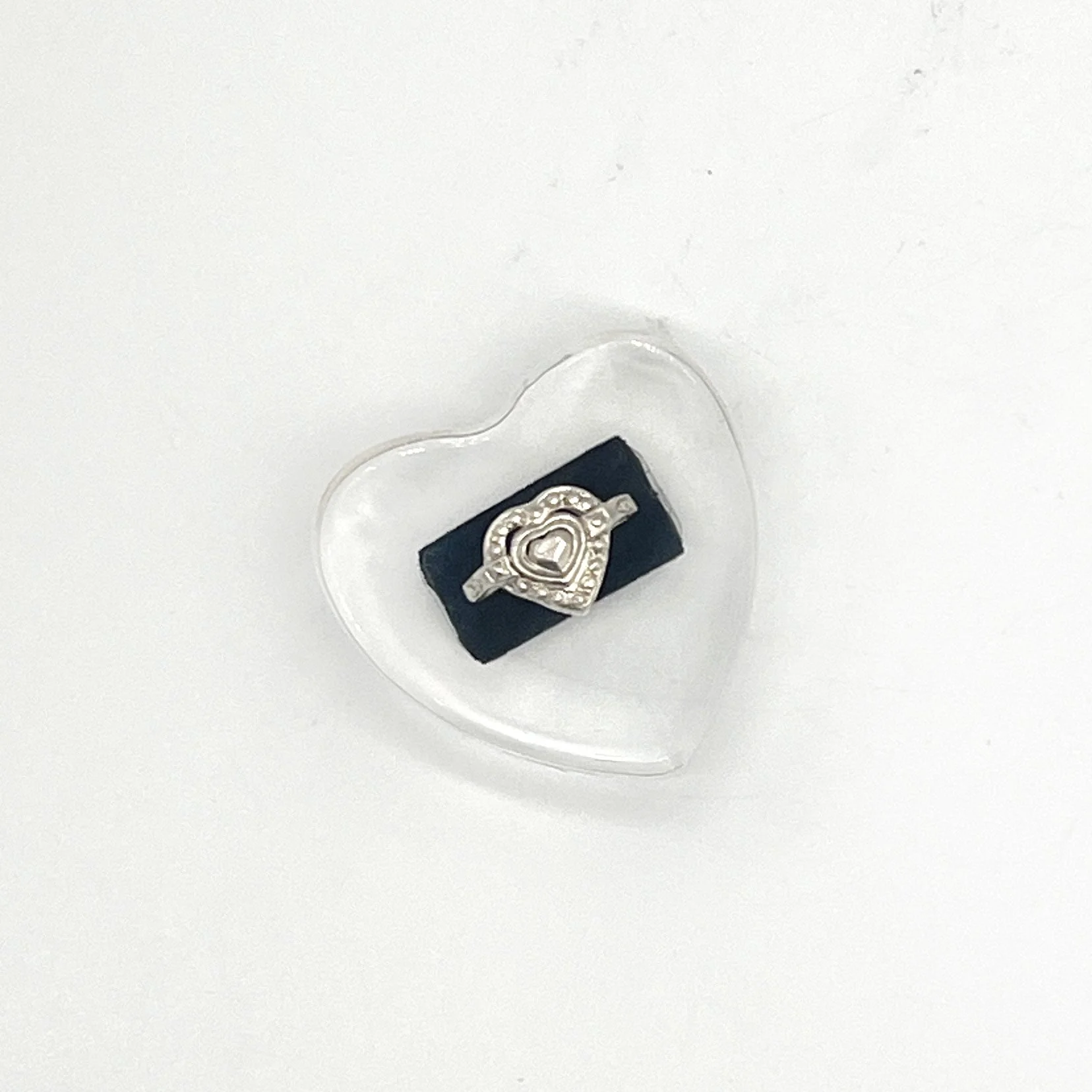 EBONNY MUNRO Las Vegas Pawn Shop Ring Silver