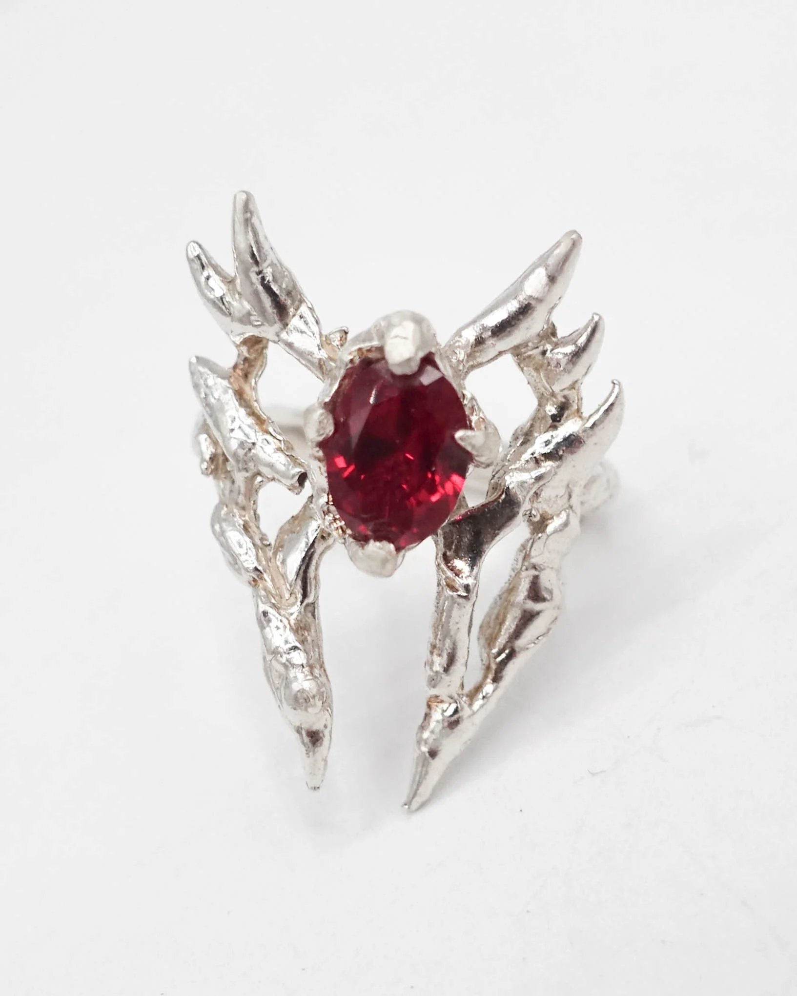 HARLOT HANDS Scarlett Ring