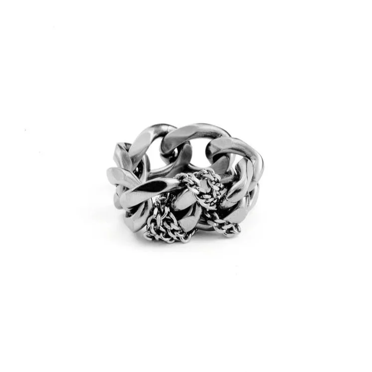 MARA PERALTA Knotted Curb Chain Ring