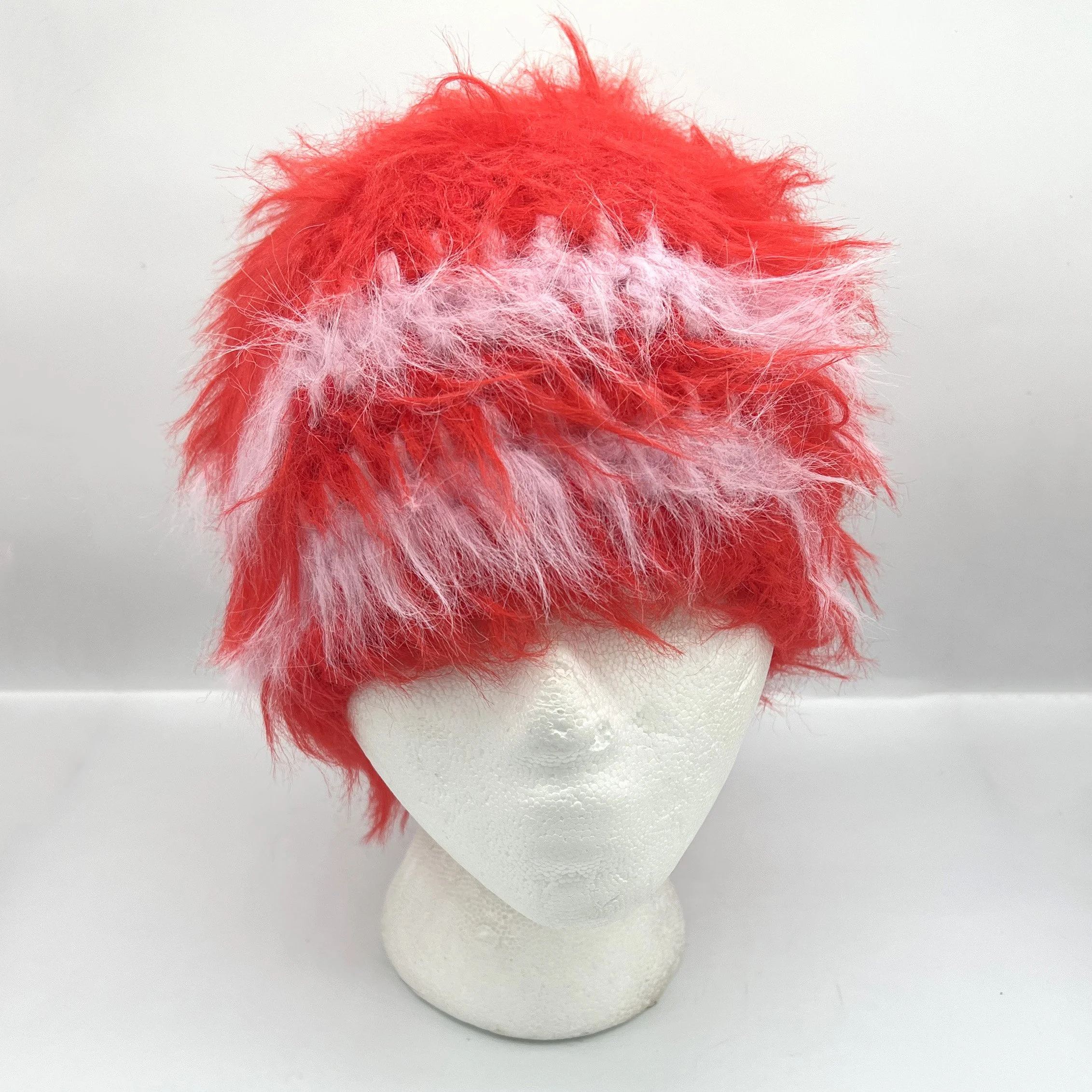 DAZY CHAINS Red Stripe Beanie