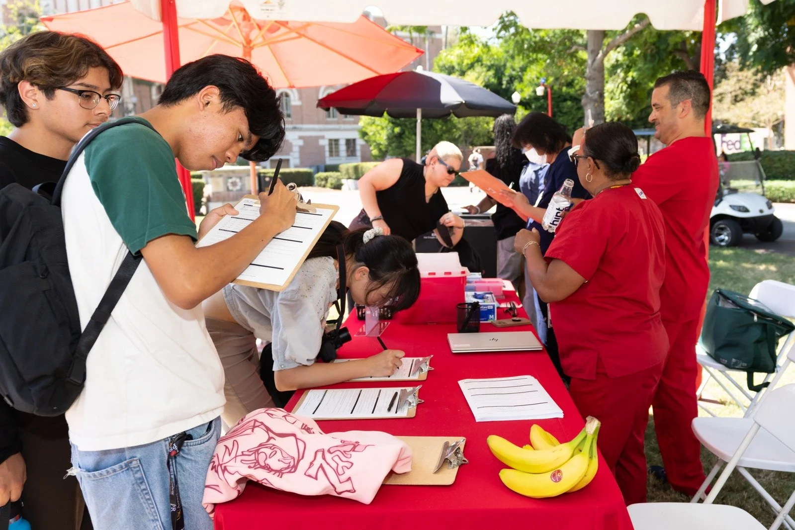 USC Farmers Market: Here’s What to Expect