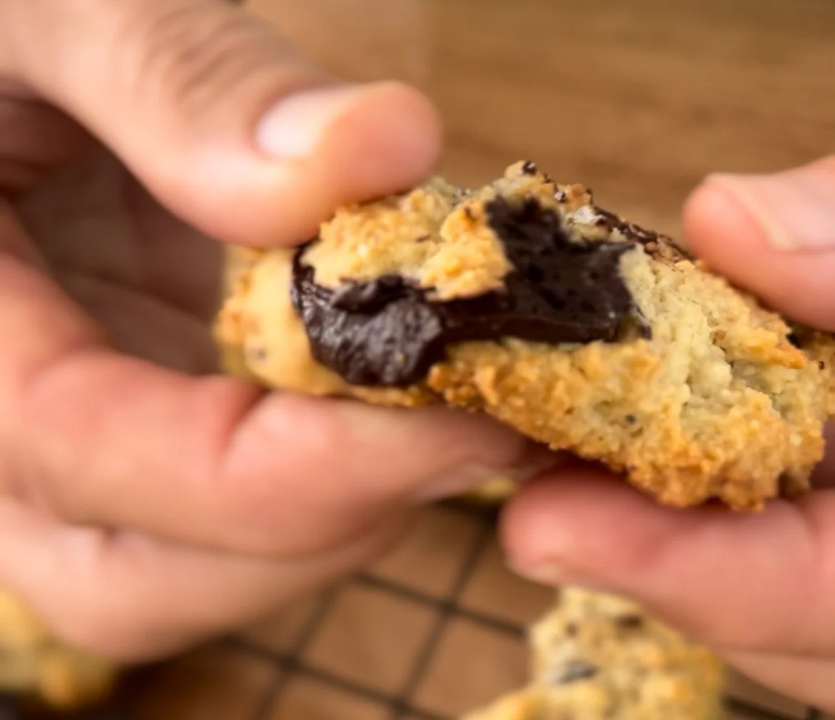 Almond choc chip cookies