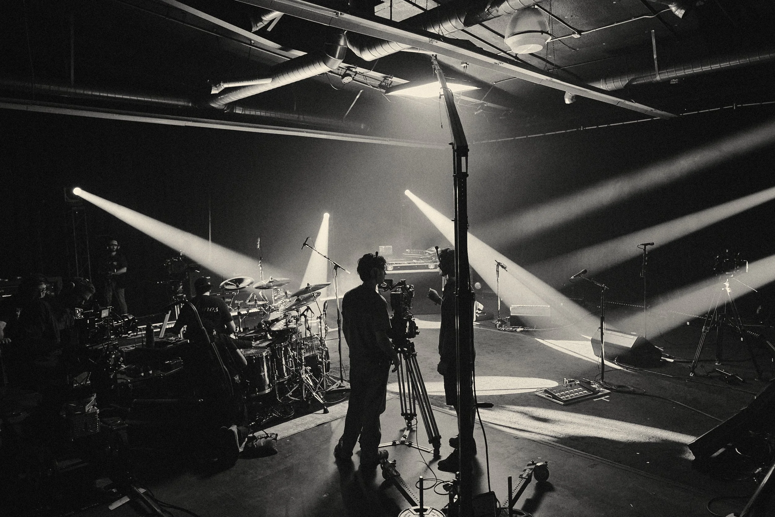 MW-Deftones-BTS-28.jpg