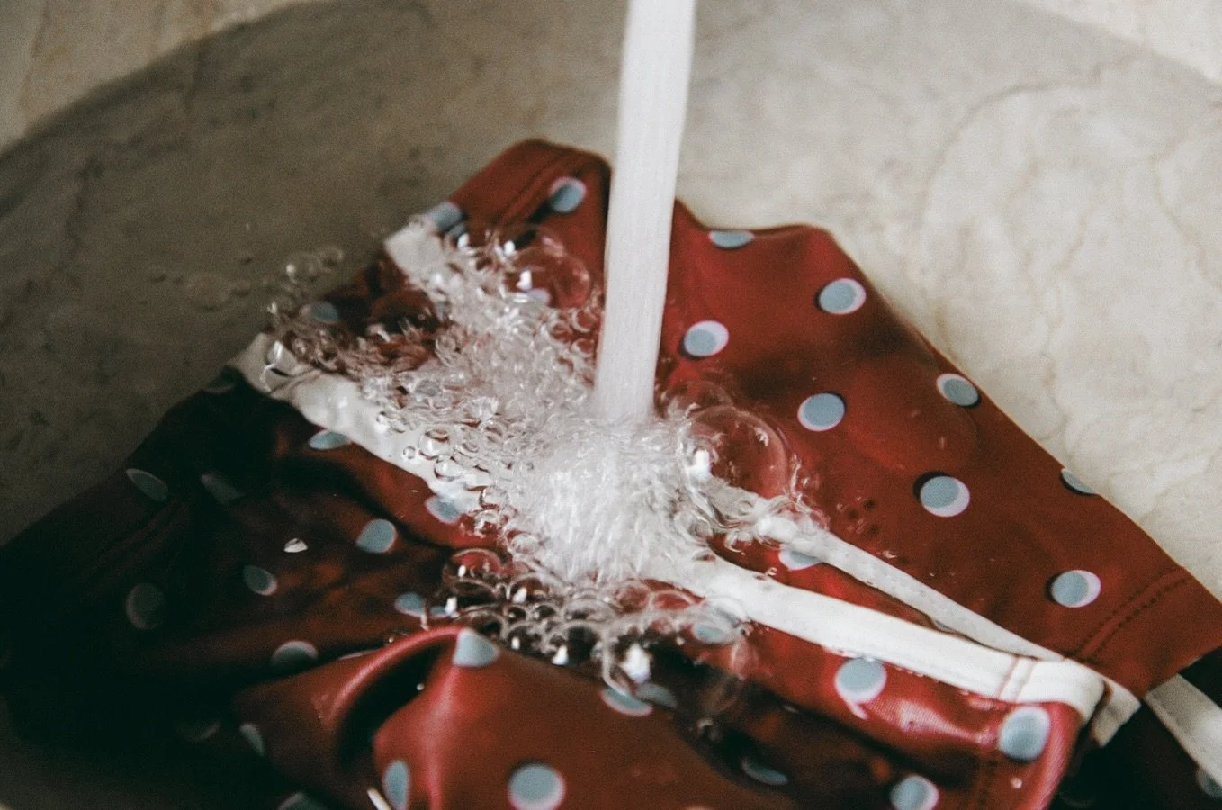 product and print design for @casalasola 

this pattern was inspired by off set printing, a process where two colours overlap to create a third, giving the illusion of depth and movement. an analogue mis-registration, but when used intentionally, cre