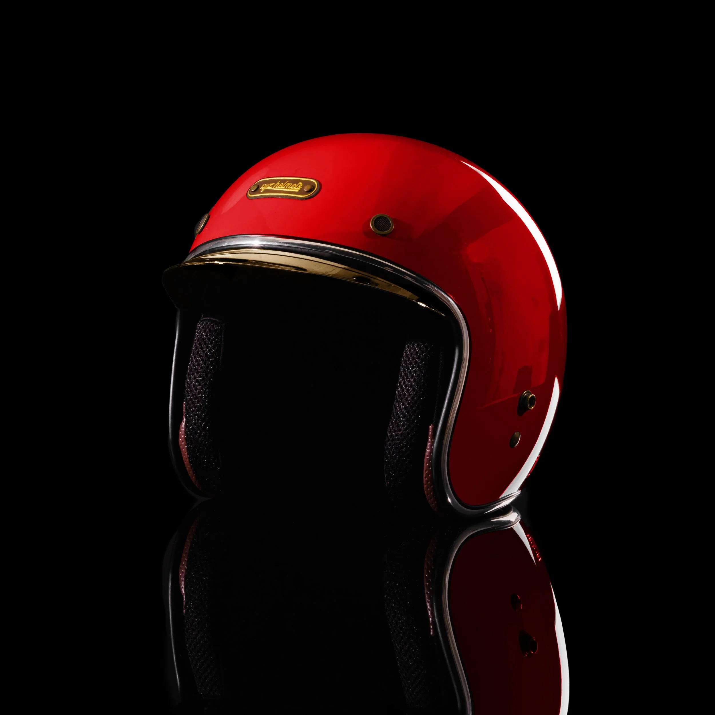 3 - CANDY RED - GOLD - 3000 x 3000.jpg