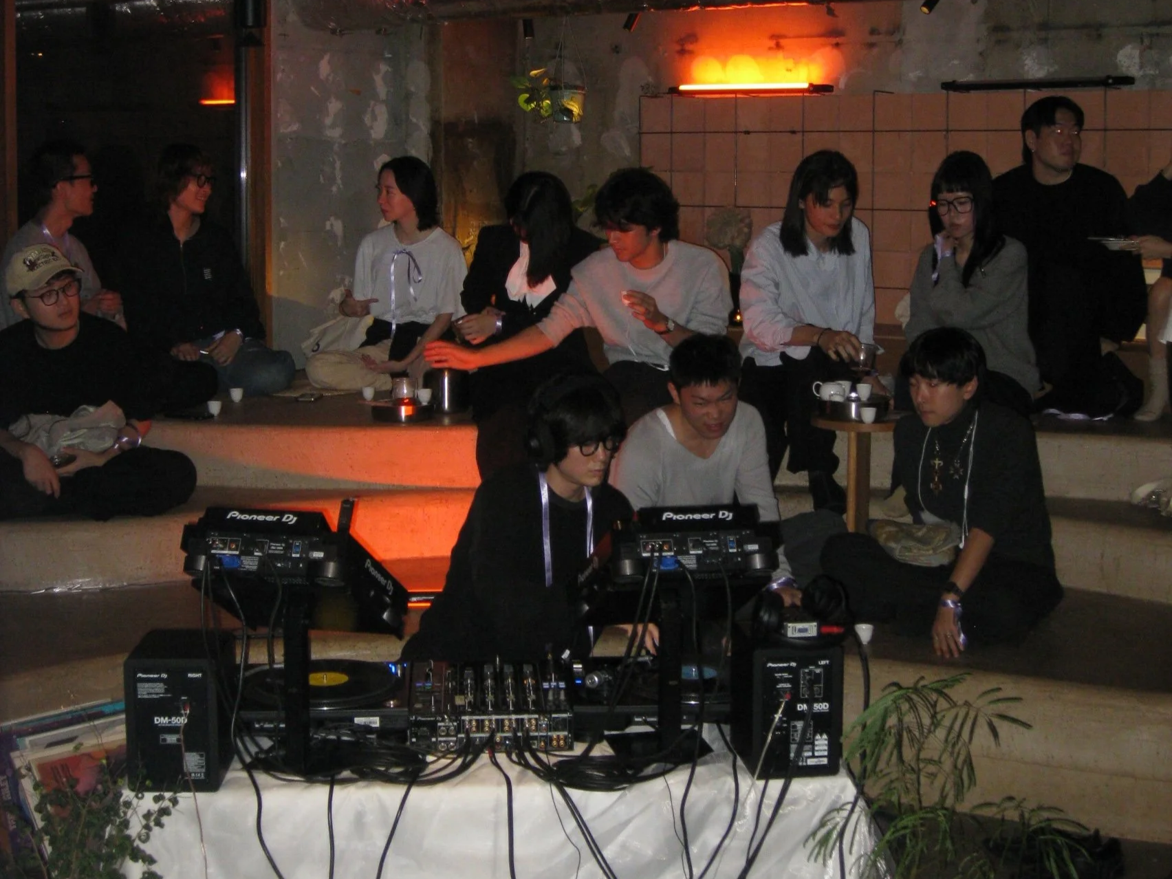LISTENING (TEA) PARTY supported by koala