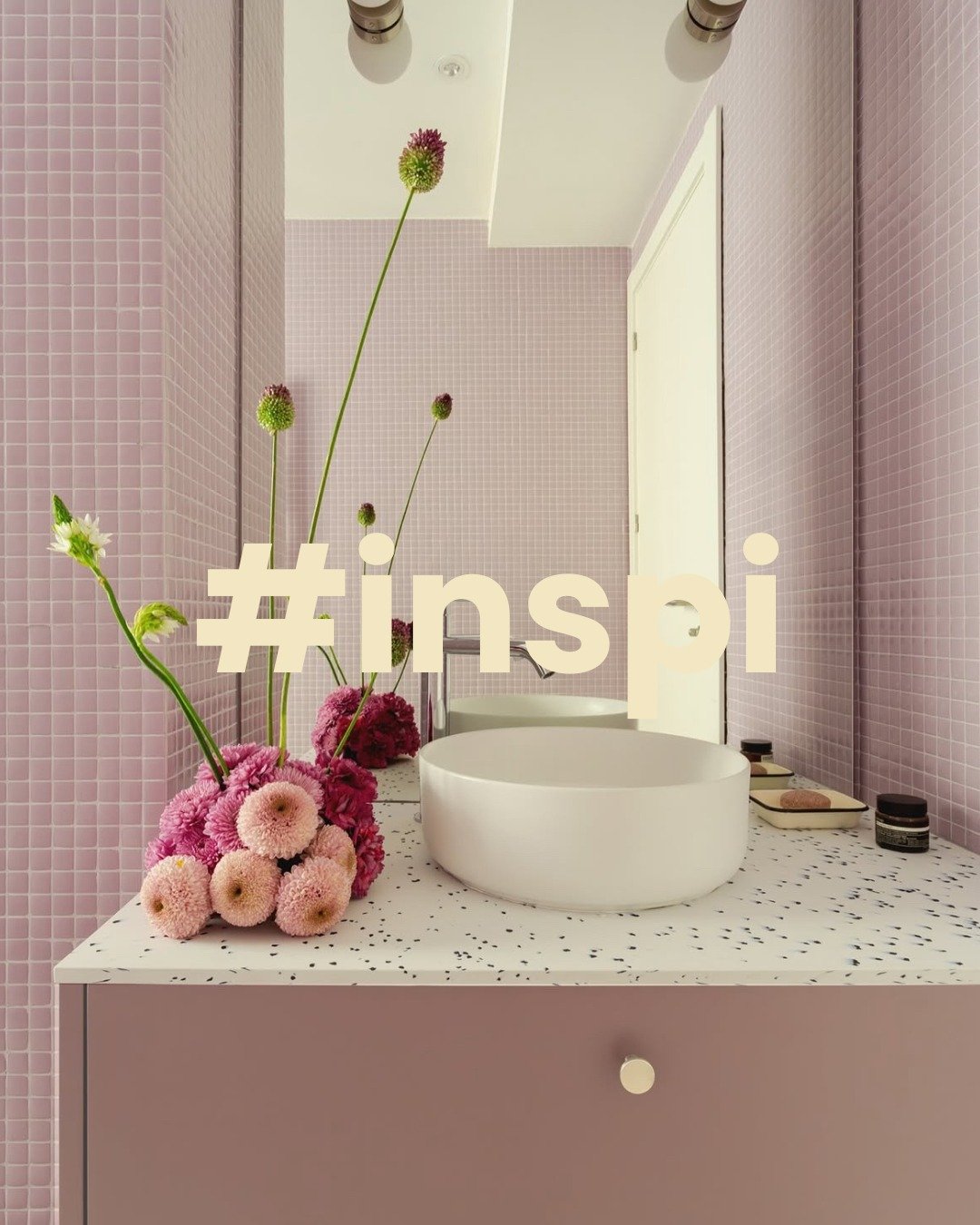 💥 Ta salle de bain n&rsquo;a pas sign&eacute; pour &ecirc;tre fade.
Et nous non plus.

Chez polopolo, on pense que la couleur, c&rsquo;est plus qu&rsquo;un choix d&eacute;co :
c&rsquo;est une mani&egrave;re d&rsquo;exister, de s&rsquo;exprimer, de m