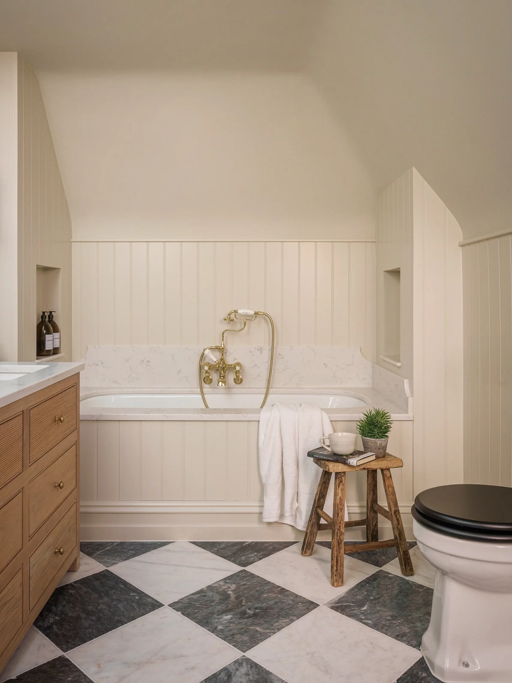 A sneak peak at our River House project, starting with the primary en-suite where the 2nd floor is dedicated to the primary suite. A large landing flooded with huge amounts of natural light greets you at the top of the stairs with bespoke joinery for