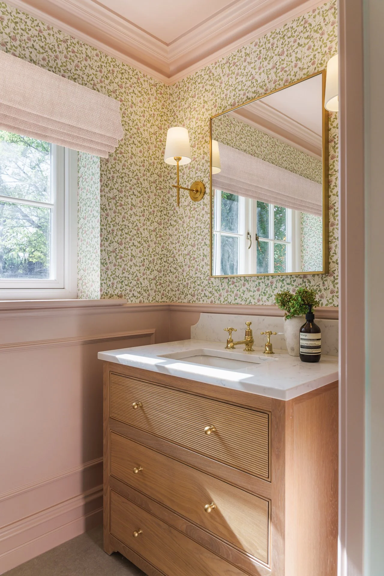 092603-WeirCottageAmendedFiles-ClaireTotmanDesign-RobinQuarrellePhotography-3_2.jpg