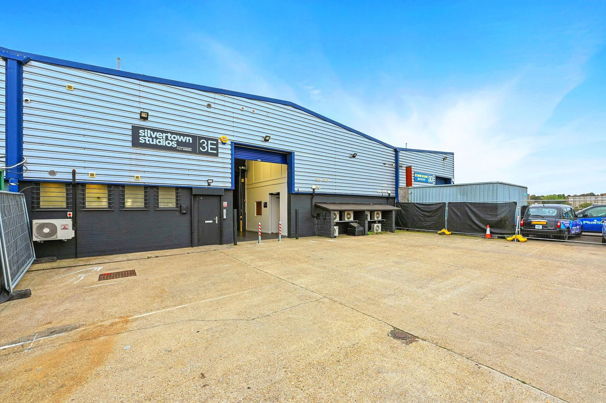 Studio Hire — SILVERTOWN VIRTUAL PRODUCTION STUDIOS