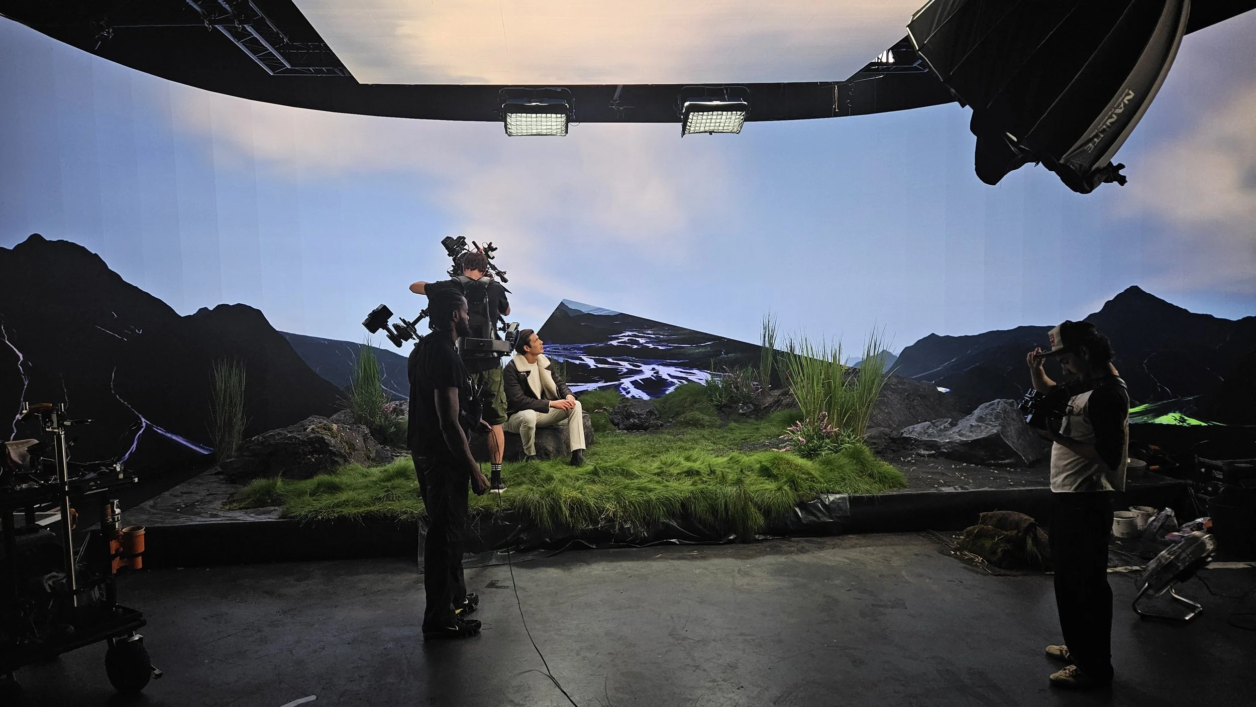 REISS FASHION SHOOT - LED VOLUME 2.jpg