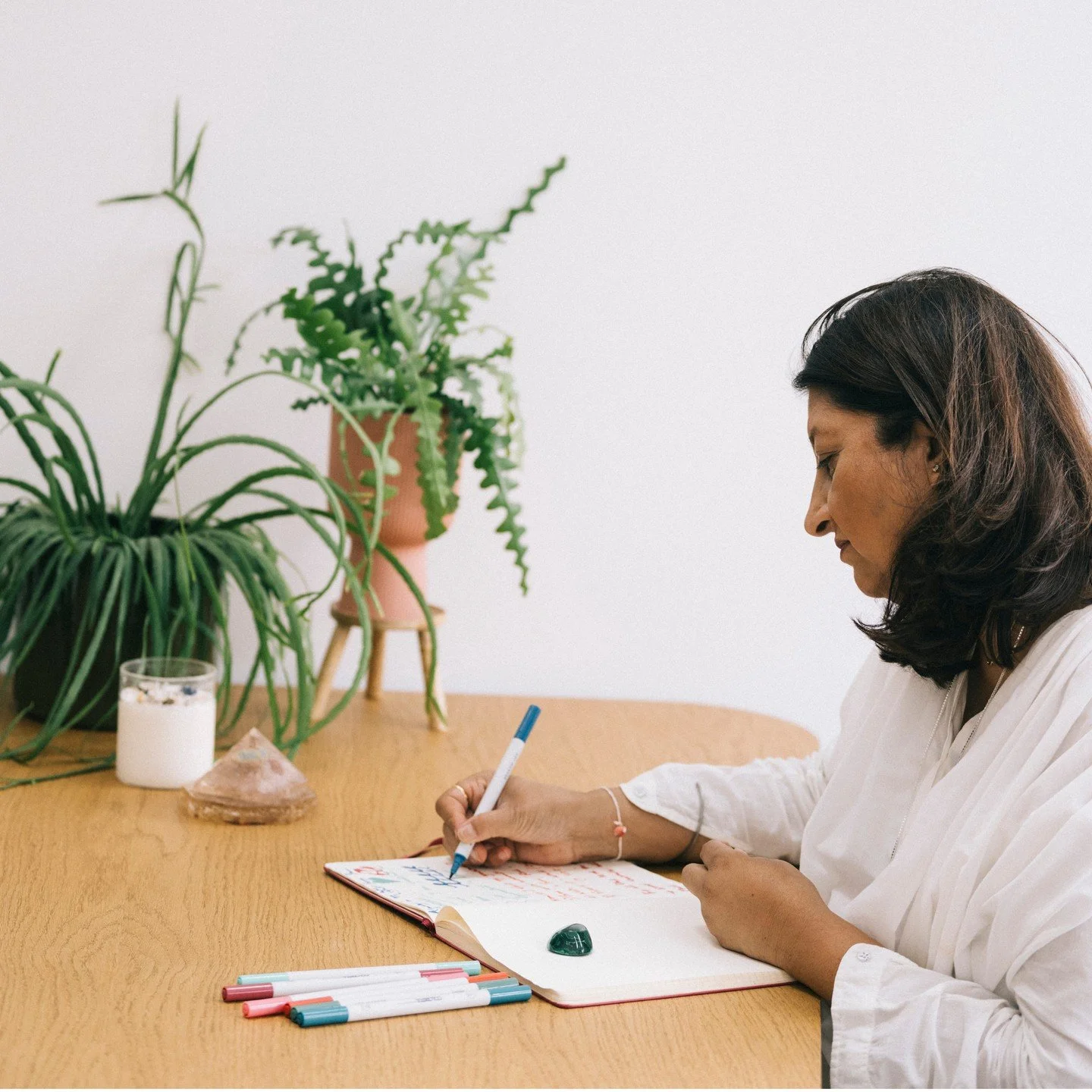 🌿 Enquire 🌿⁠ ⁠
⁠ ⁠
In the sacred space of journaling, we uncover the whispers of our hearts and the wisdom of our souls. ✨ Today, take a moment to pause, reflect, and ask yourself: What does my inner voice want to share?⁠ ⁠
⁠ ⁠
Every stroke of the 