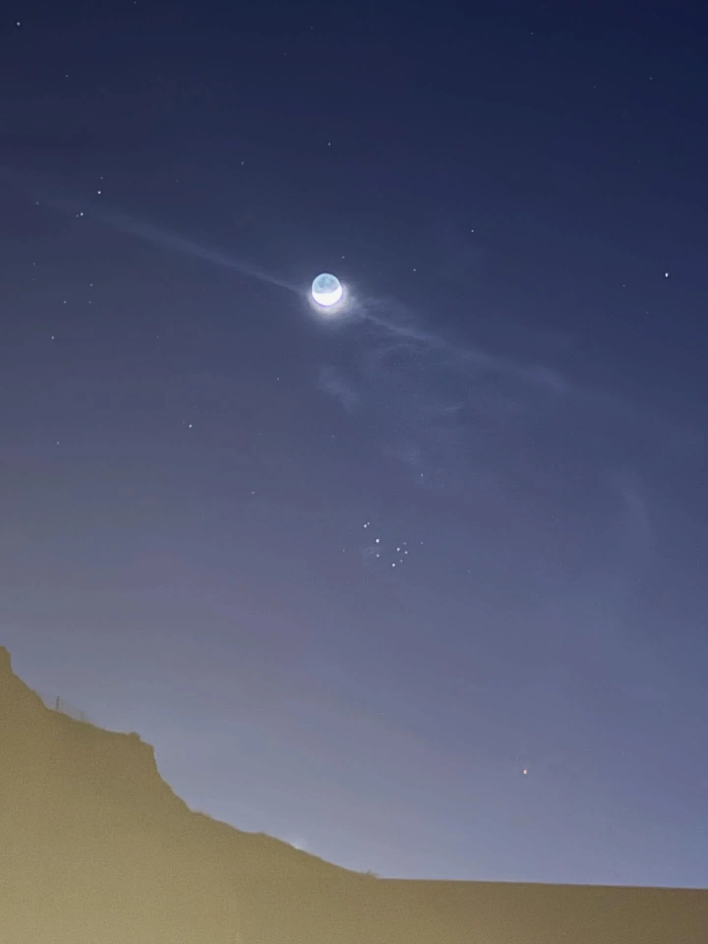 The New Moon is shining so bright and sky is flooded with stars. This evening, I got to spend some time soaking in different hot water pools and taking in the magnificent view. The warmth of the water on the body, in a slight chilled breeze gently ju