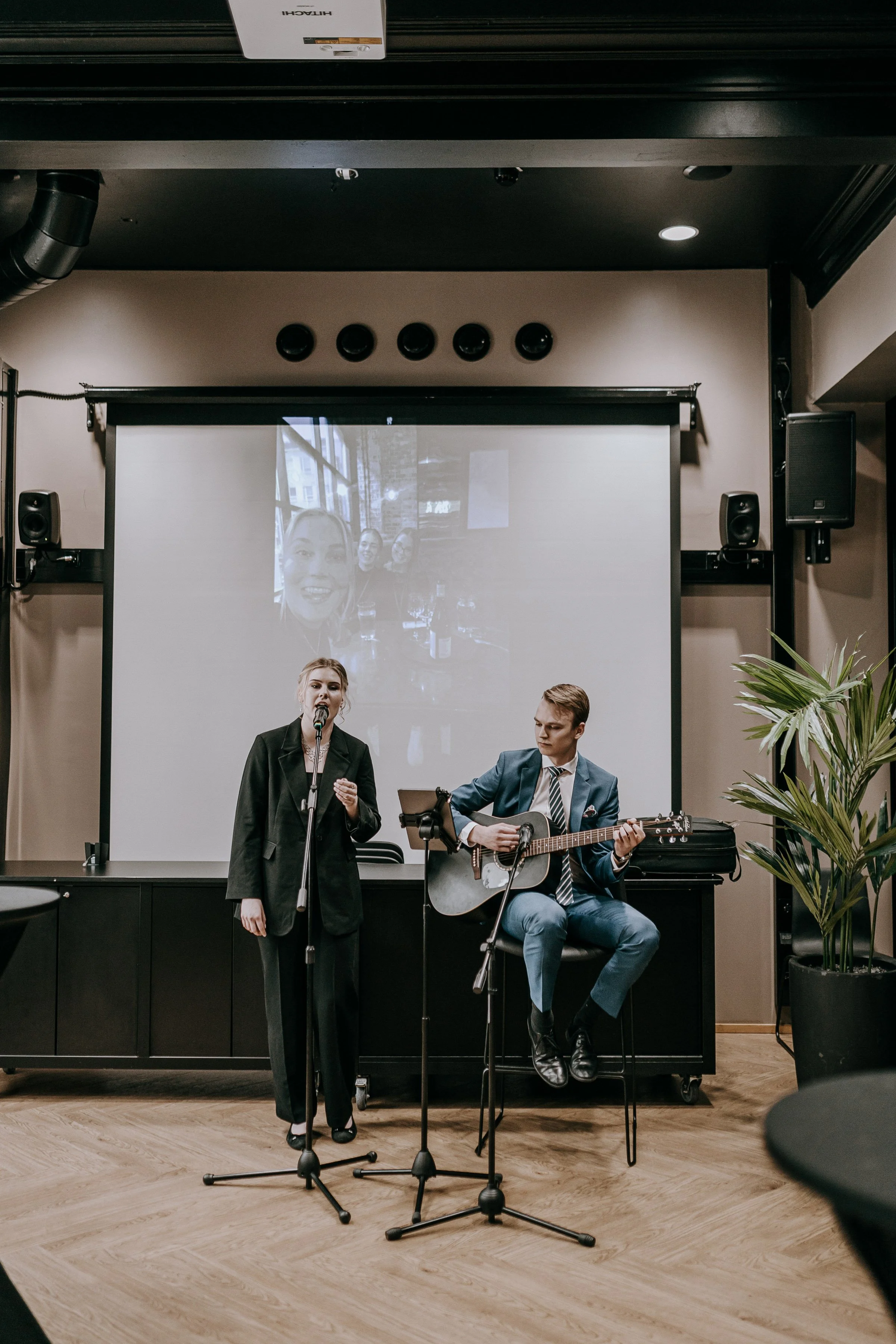 Kandijuhlat_cocktail_web (35 of 42).jpg