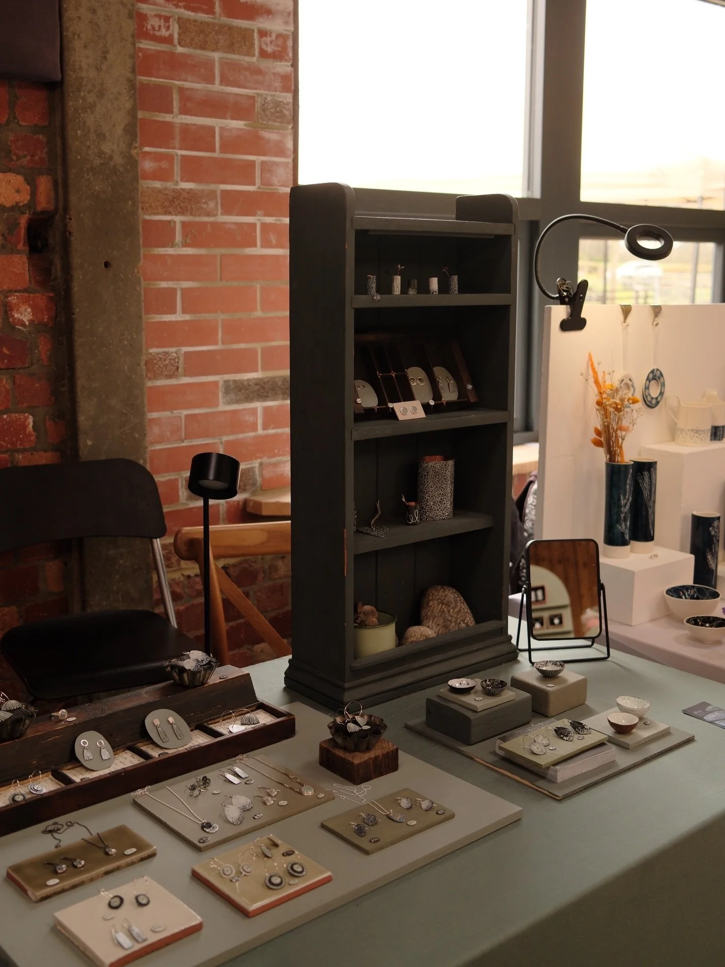 T H A N K Y O U @foragelifestyle for a wonderful Easter market 🌼

The weather was kind to us thankfully and I had so many wonderful conversations with people. I particularly loved chatting to people about the fascinating rocks found on the Northumbr