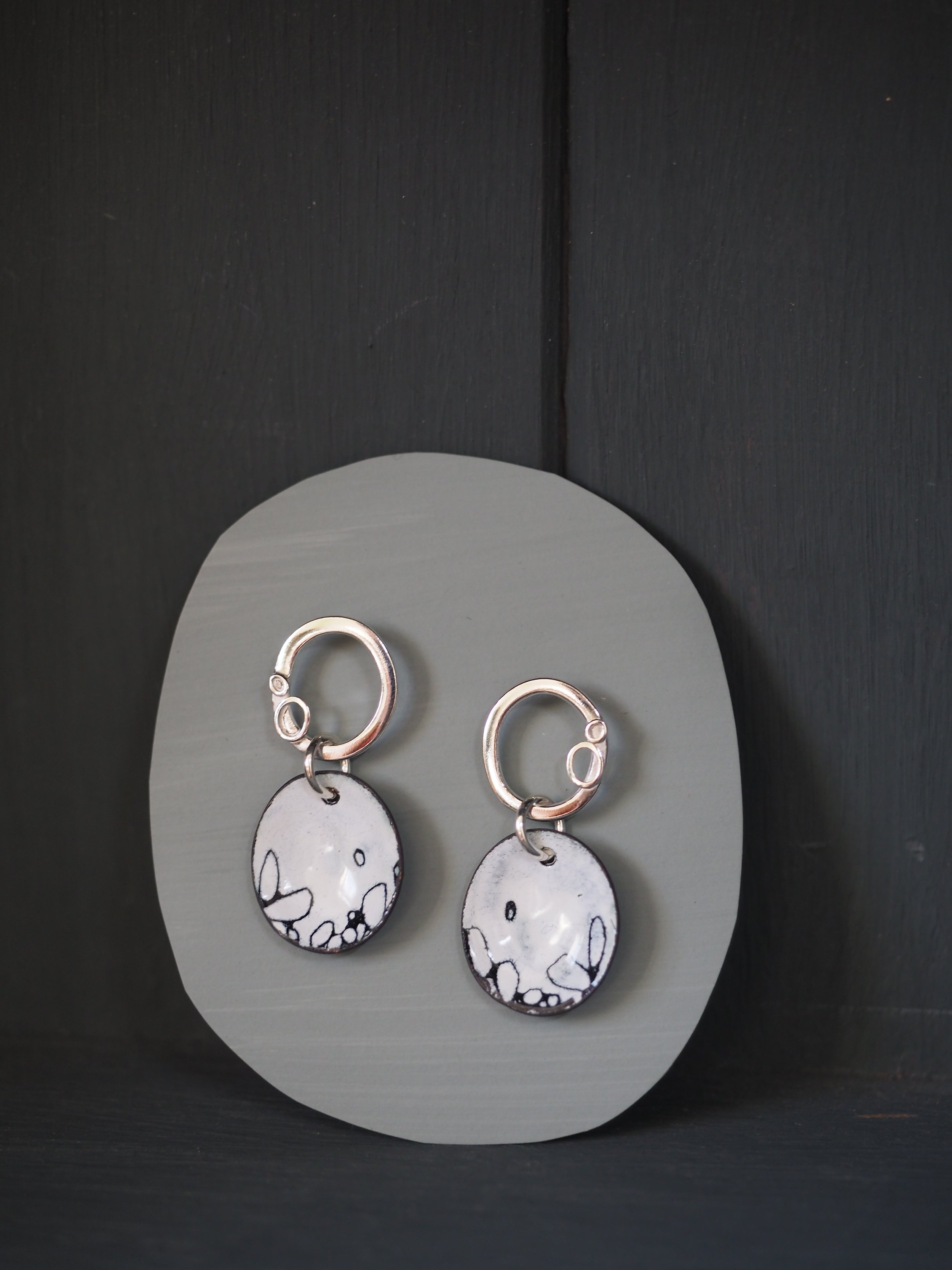 Rockpool enamel drop studs (white)