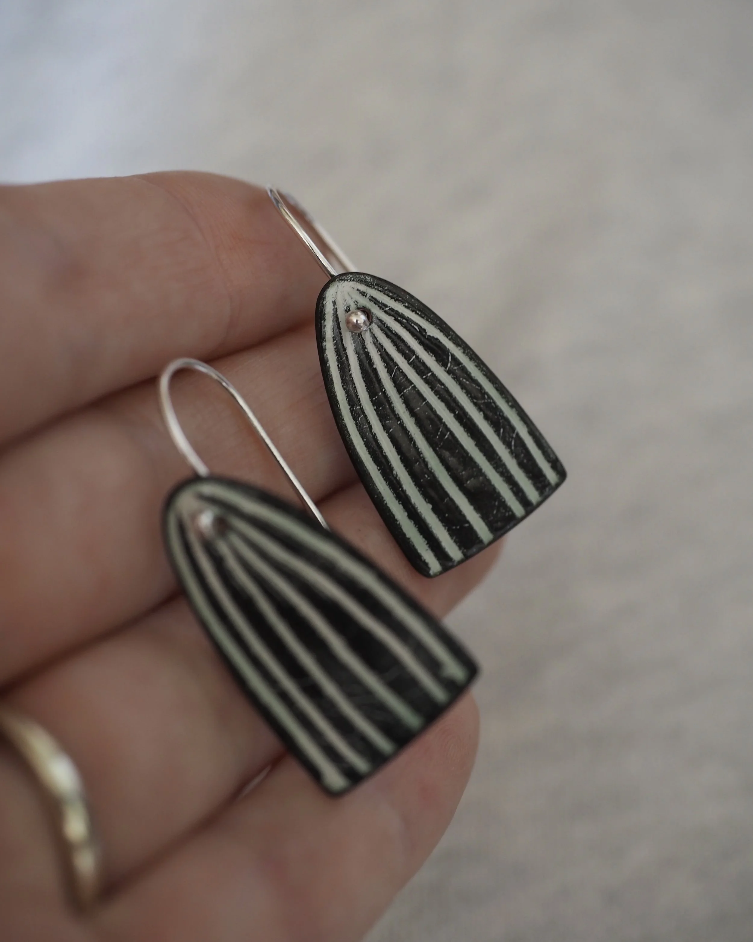 Sophie Victoria Anderson Elora arch earrings 4.JPG