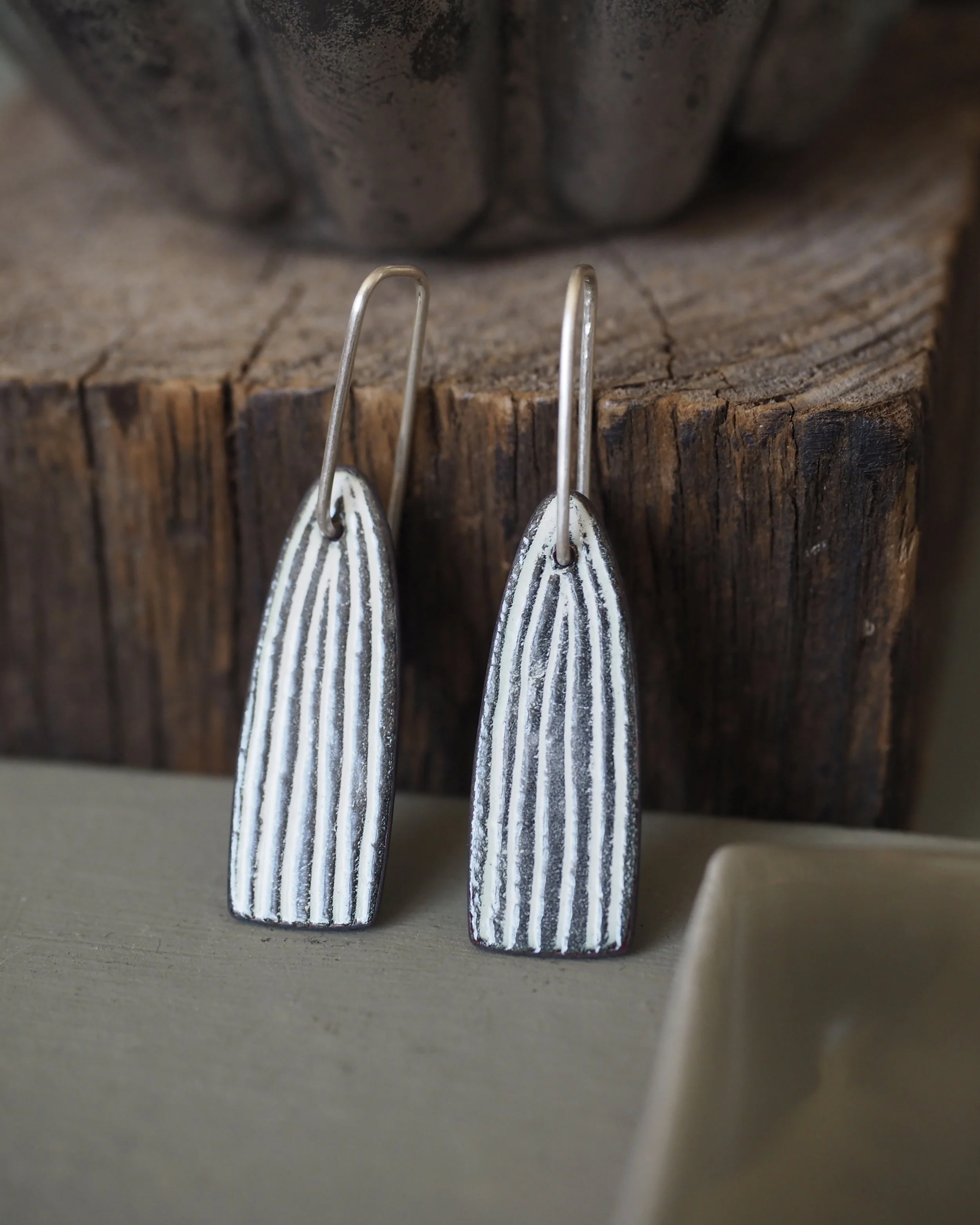 Sophie Victoria Anderson Elora earrings mini 1.JPG