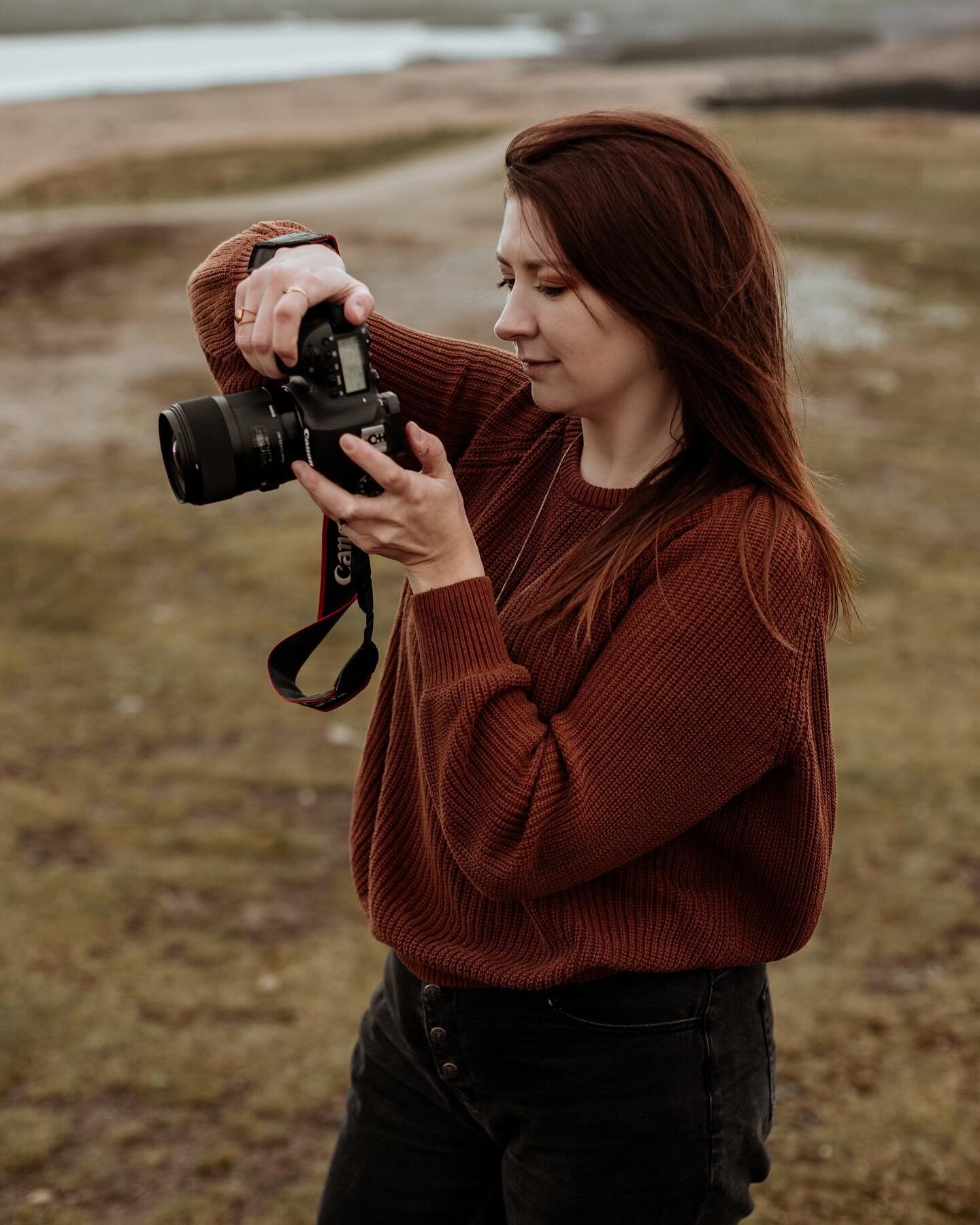 Vous &ecirc;tes de plus en plus nombreux par ici et je crois que je n&rsquo;ai jamais pris le temps de vraiment me pr&eacute;senter 🫣

Alors.. Bienvenue ! ✨ Moi c&rsquo;est Caroline, je viens d&rsquo;avoir 30 ans, bas&eacute;e &agrave; Rennes mais j