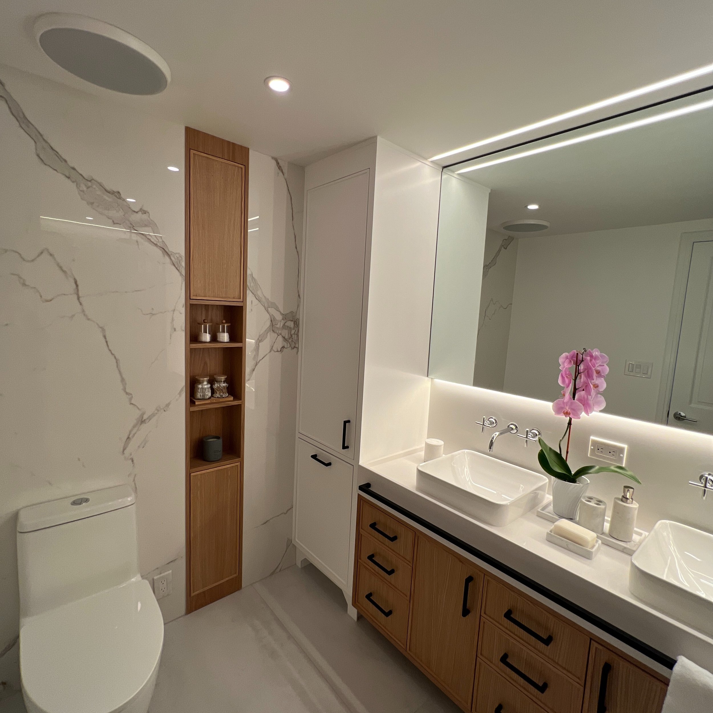 Rowes Wharf Boston Master Bathroom