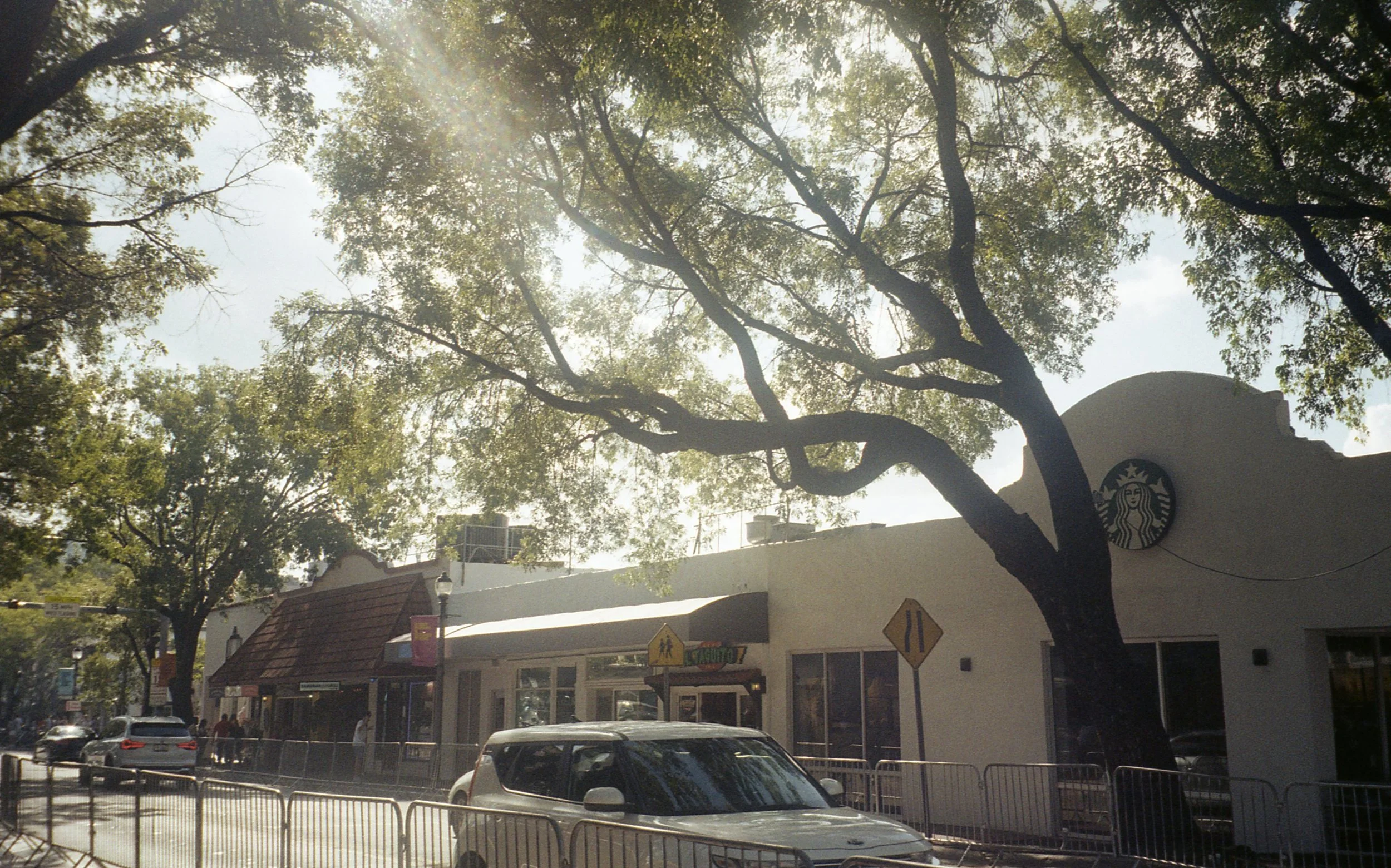 Pocket pentax382.jpg