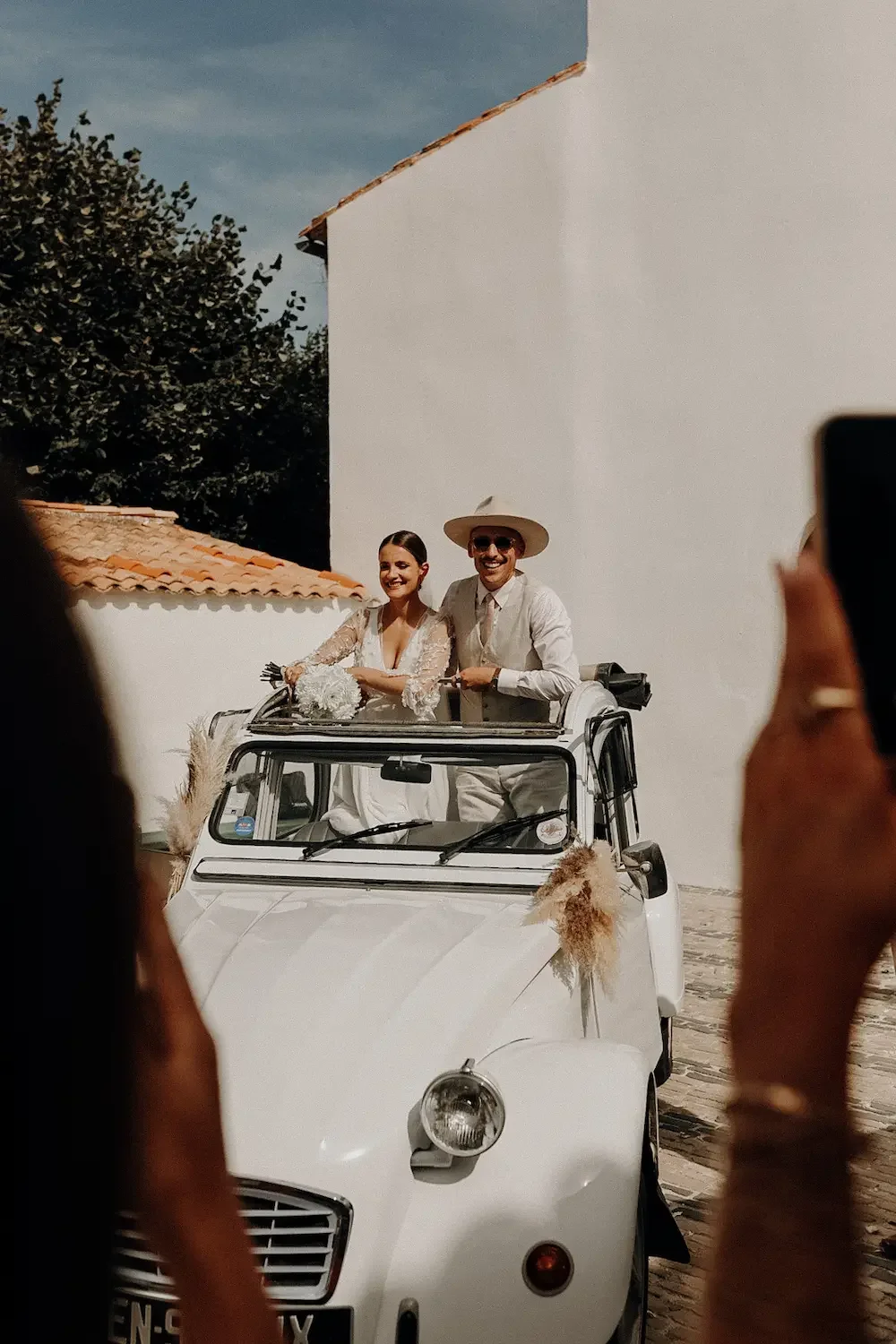 wedding-olivia-ludo-septembre-2023-les-porte-en-re-mg-events-nicolas-bellon-photographe-ile-de-re_6652.webp