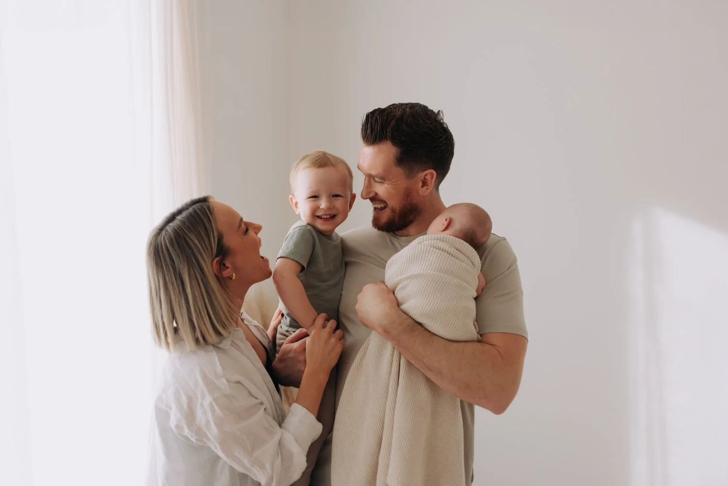 Newborn-Family-photography-2024-52.jpg