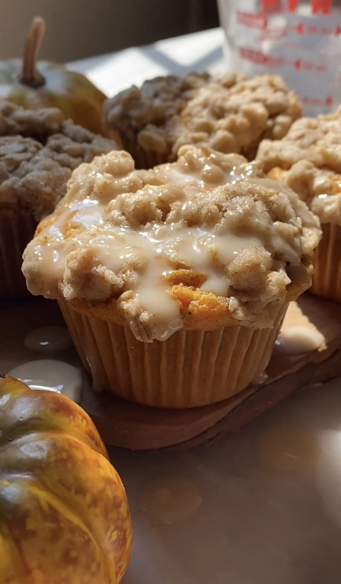 Pumpkin Crumble Muffins
