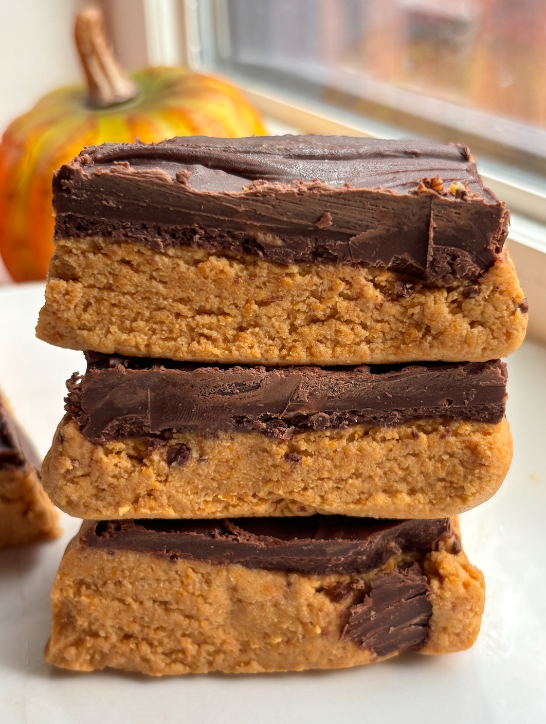 Protein Pumpkin Cookie Dough Bars