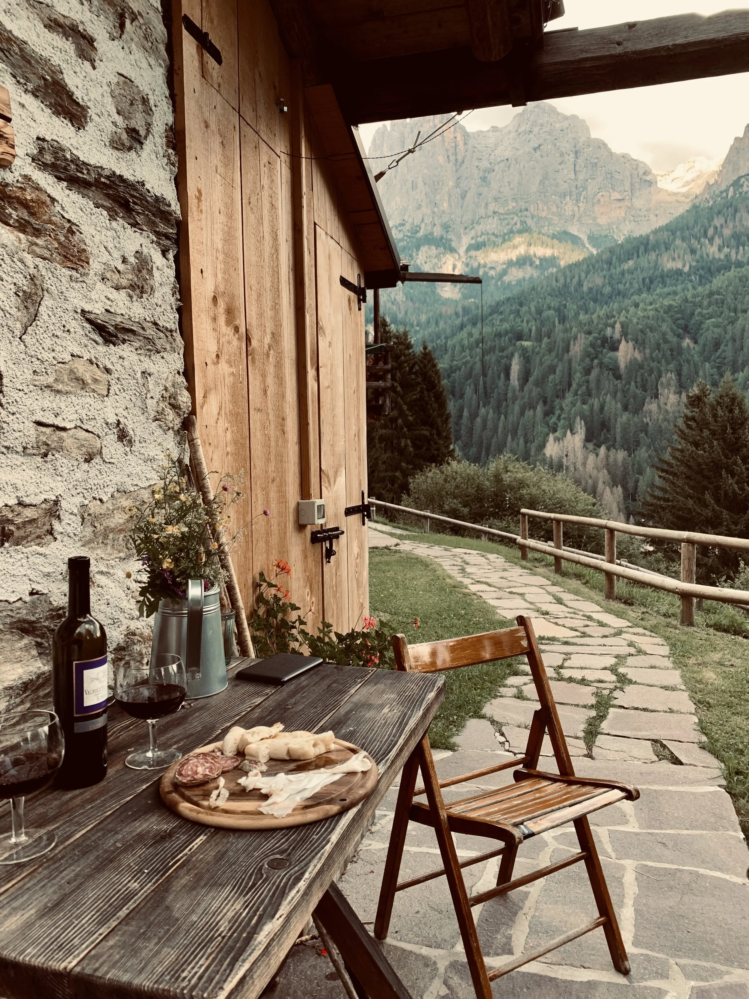 Dit is de mooiste berghut van de Dolomiti