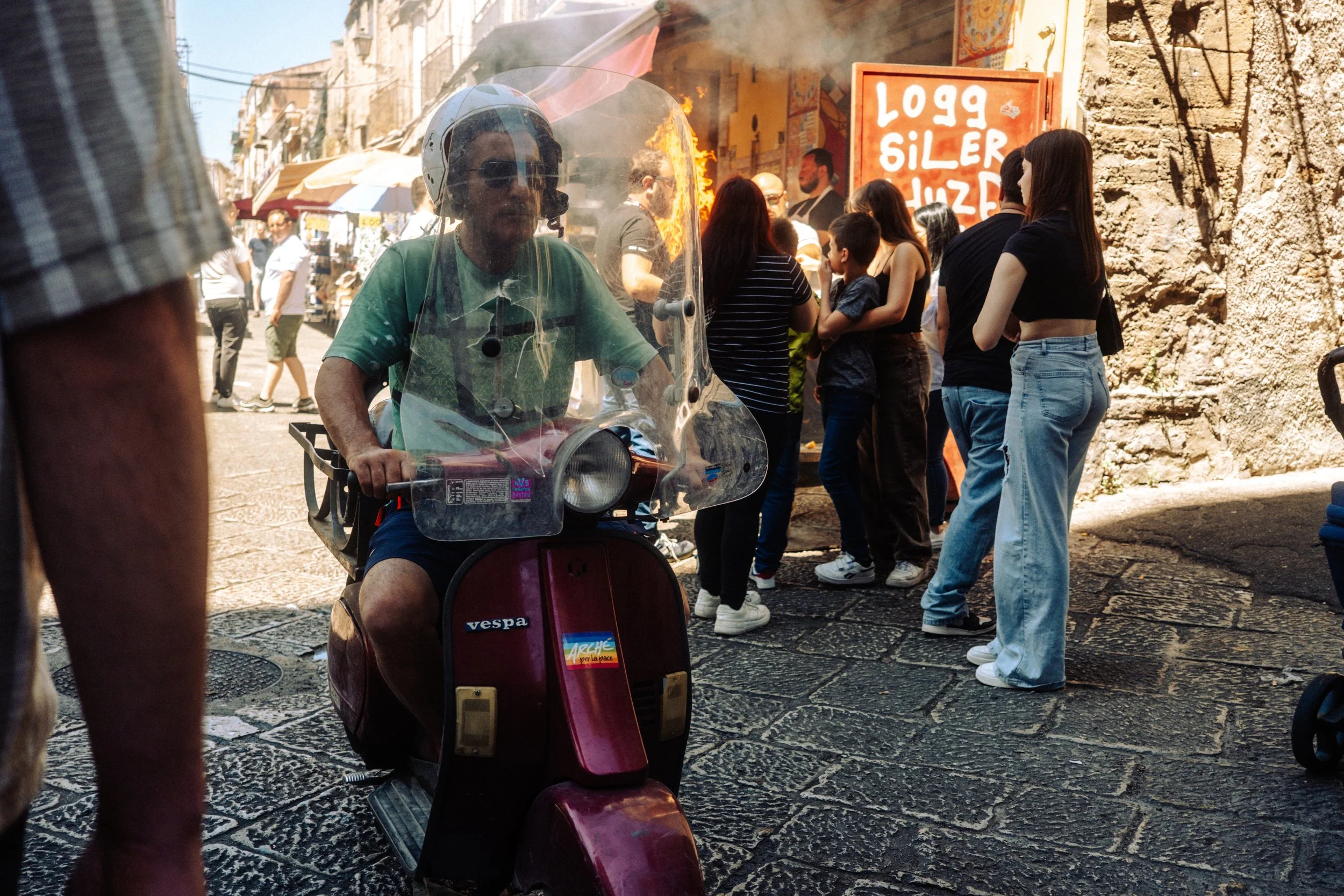Kollektiv_Oskar-Xlongbey-Streetphotography-Palermo20260531-11-41-DSCF3763.jpg