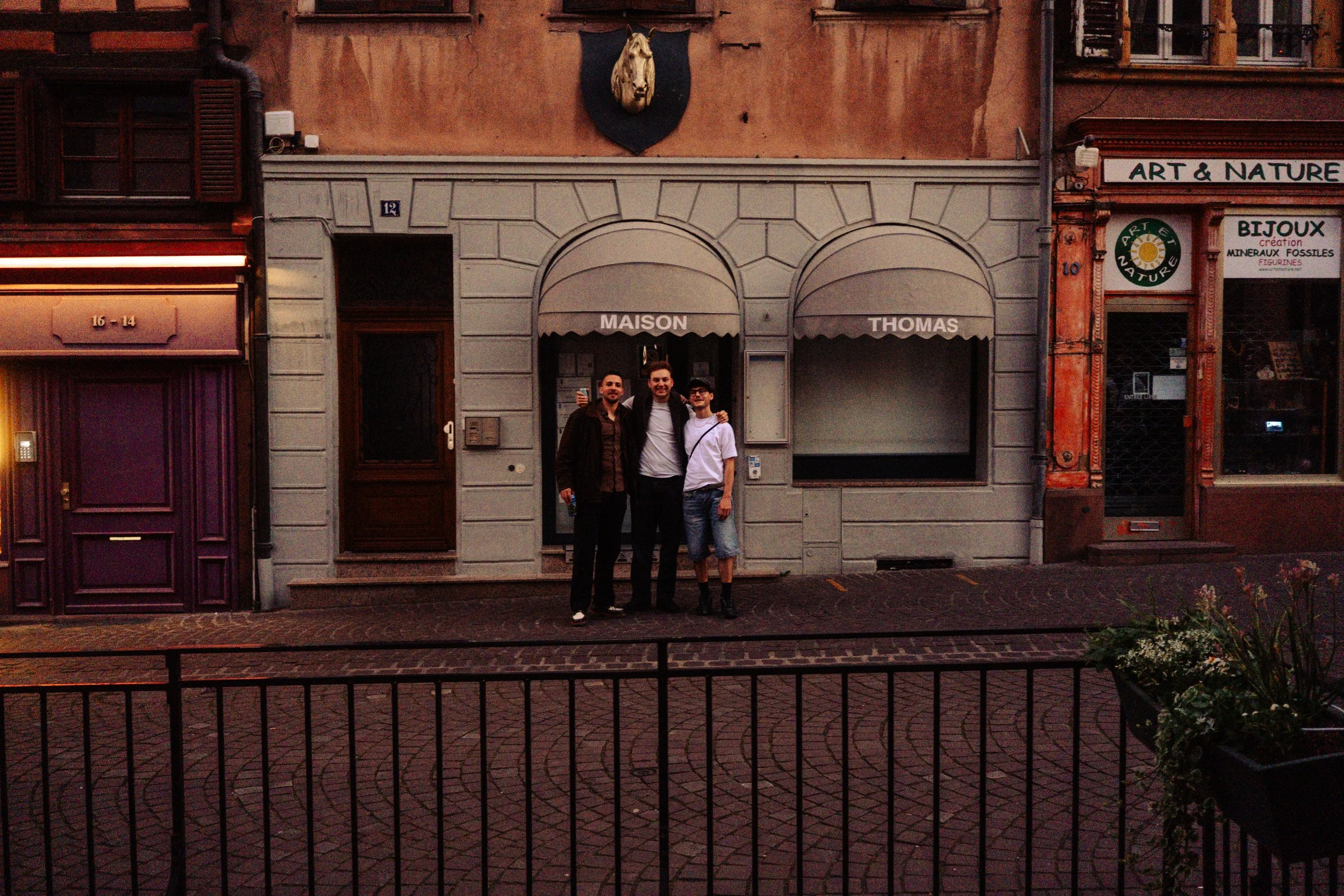 Kollektiv_Oskar-Xlongbey-Streetphotography-MOMOFRITIG-20260522-21-25-DSCF2221.jpg