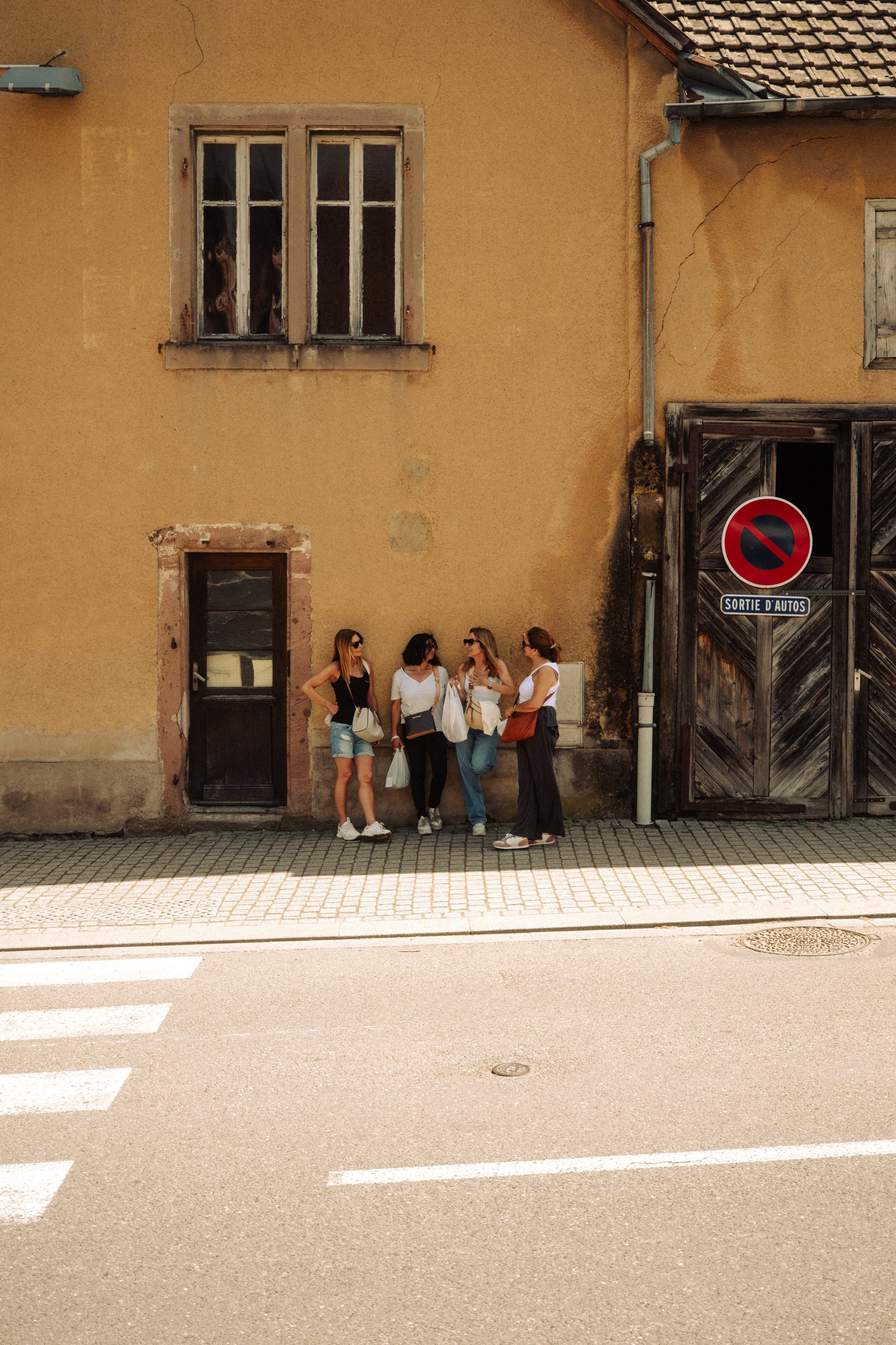 Kollektiv_Oskar-Xlongbey-Streetphotography-MOMOFRITIG-20260524-13-26-DSCF2805.jpg