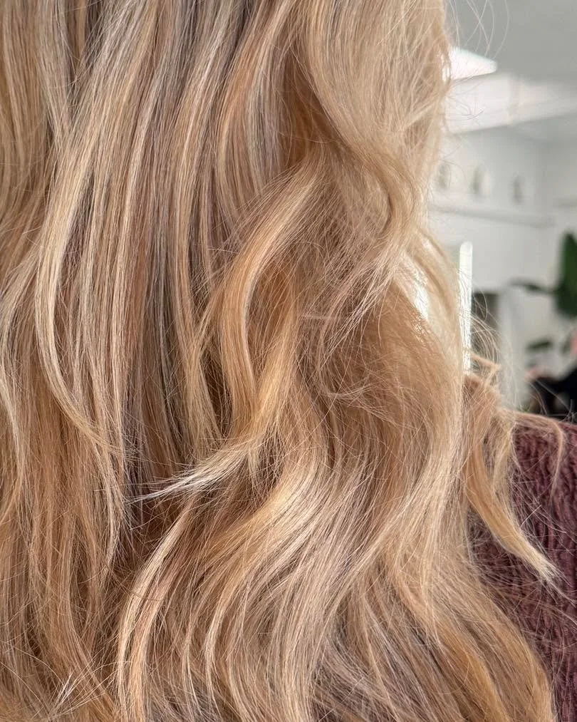 Aukioloajat Atmoksessa 🌱

Me olemme Atmoksessa paikalla silloin kuin sin&auml; haluat! Meill&auml; ei ole virallisia aukioloaikoja ja meille  voit tulla joustavasti niin aikaiseen aamuaikaan kuin my&ouml;hemmin illallakin, sovitaan ajat yhdess&auml;