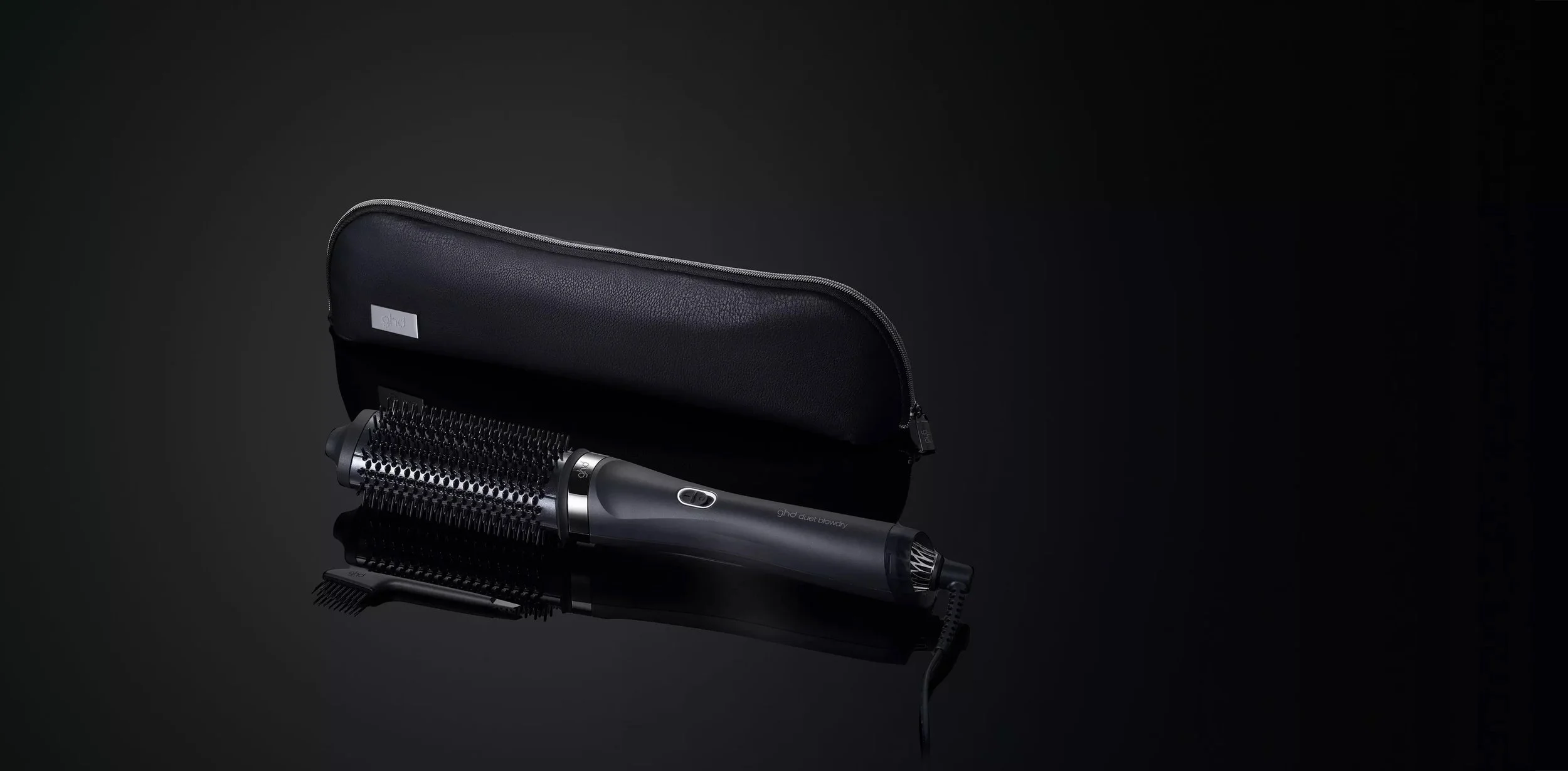Musta ghd Duet Blowdry -hiustenkuivaajaharja