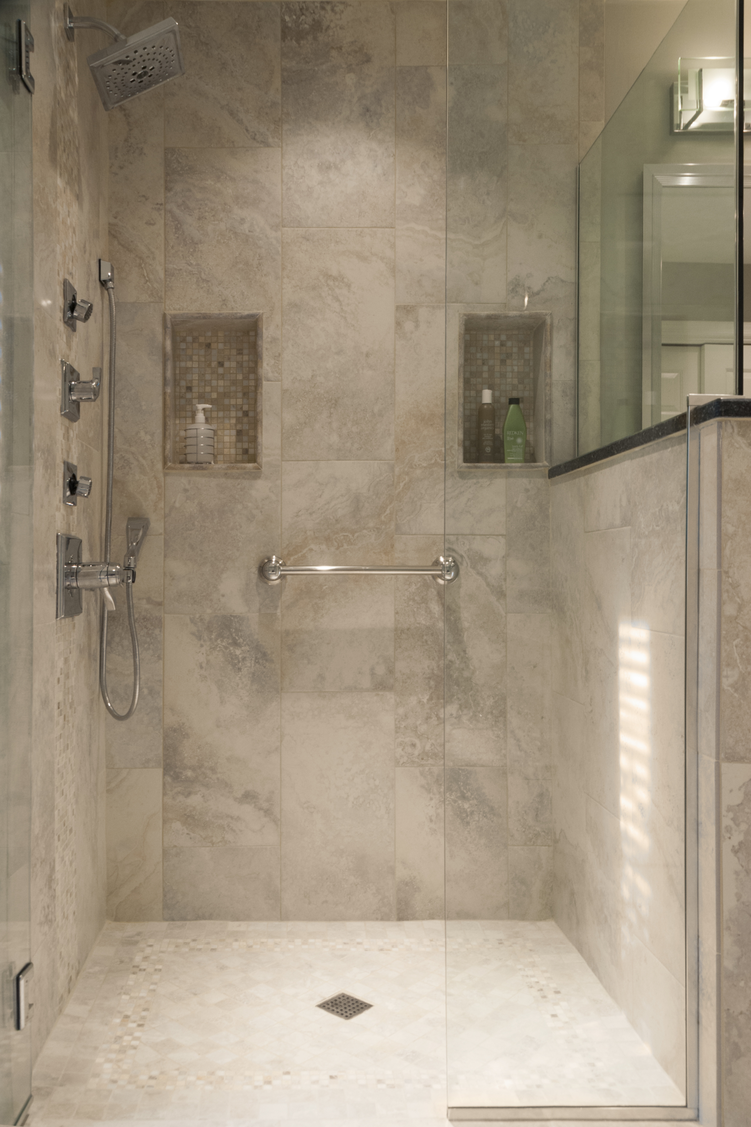 his and her shower niches